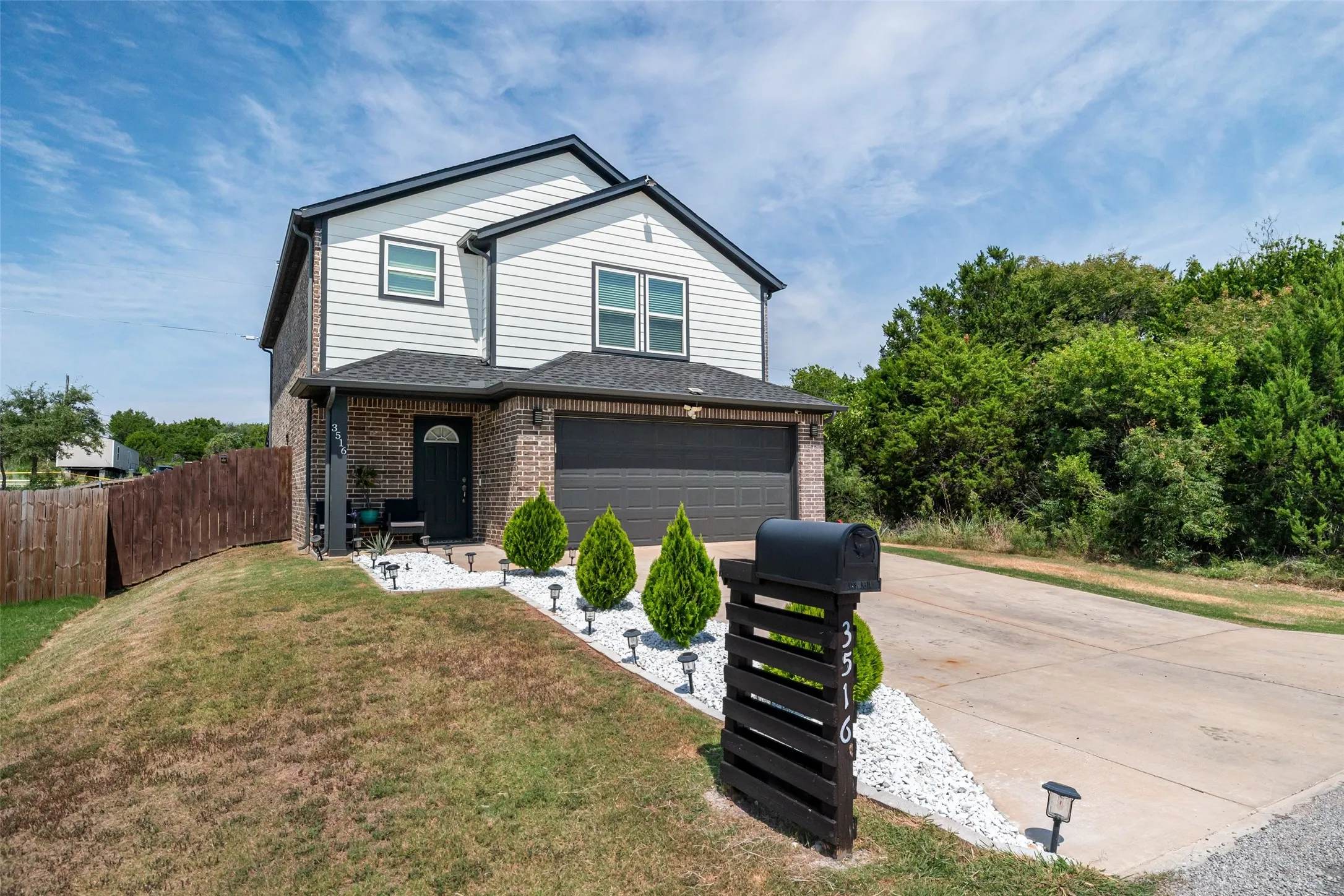 Single Family Residence For Sale in Hood County , 3516 Mulberry Drive, Granbury, Texas 76048, 3 Bedroom, 3 Bathroom, 2 Garage spaces, 1,832 Sqft, built in 2023, mls#21053246, Real Estate Agent in Granbury, Homes For Sale in Hood county, Homes For Sale in Granbury, Realtor in Granbury Texas, Real Estate Brokerage Independent Realty Texas, Luminita Cordes Realtor
