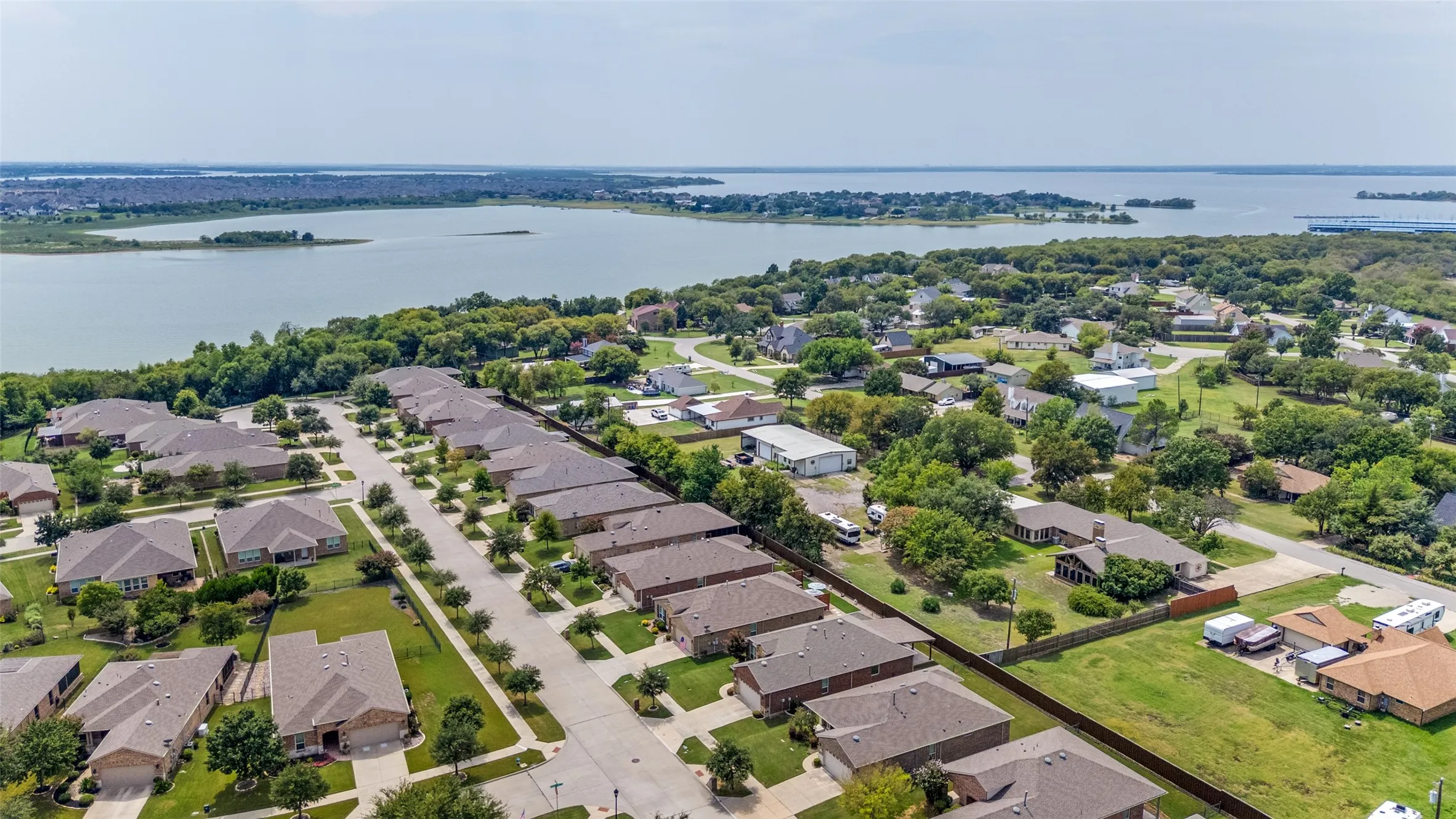 Single Family Residence For Sale in Denton County , 6445 Paragon Drive, Frisco, Texas 75036, 2 Bedroom, 2 Bathroom, 2 Garage spaces, 1,765 Sqft, built in 2015, Preowned, mls#21050555, Real Estate Agent in Frisco, Homes For Sale in Denton county, Homes For Sale in Frisco, Realtor in Frisco Texas, Real Estate Brokerage Independent Realty Texas, Luminita Cordes Realtor