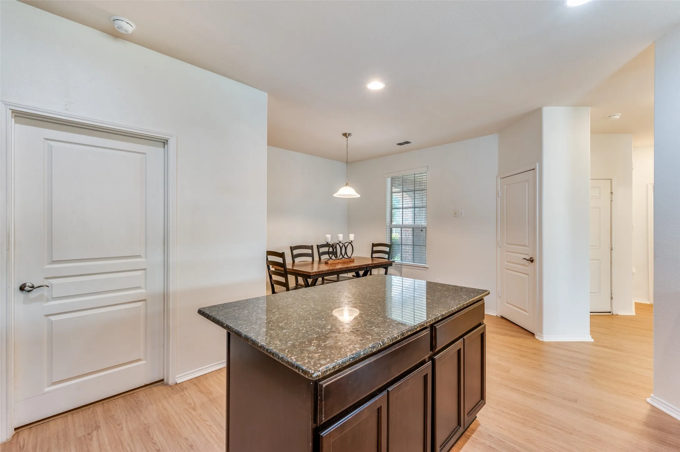 Single Family Residence For Sale in Denton County , 6445 Paragon Drive, Frisco, Texas 75036, 2 Bedroom, 2 Bathroom, 2 Garage spaces, 1,765 Sqft, built in 2015, Preowned, mls#21050555, Real Estate Agent in Frisco, Homes For Sale in Denton county, Homes For Sale in Frisco, Realtor in Frisco Texas, Real Estate Brokerage Independent Realty Texas, Luminita Cordes Realtor