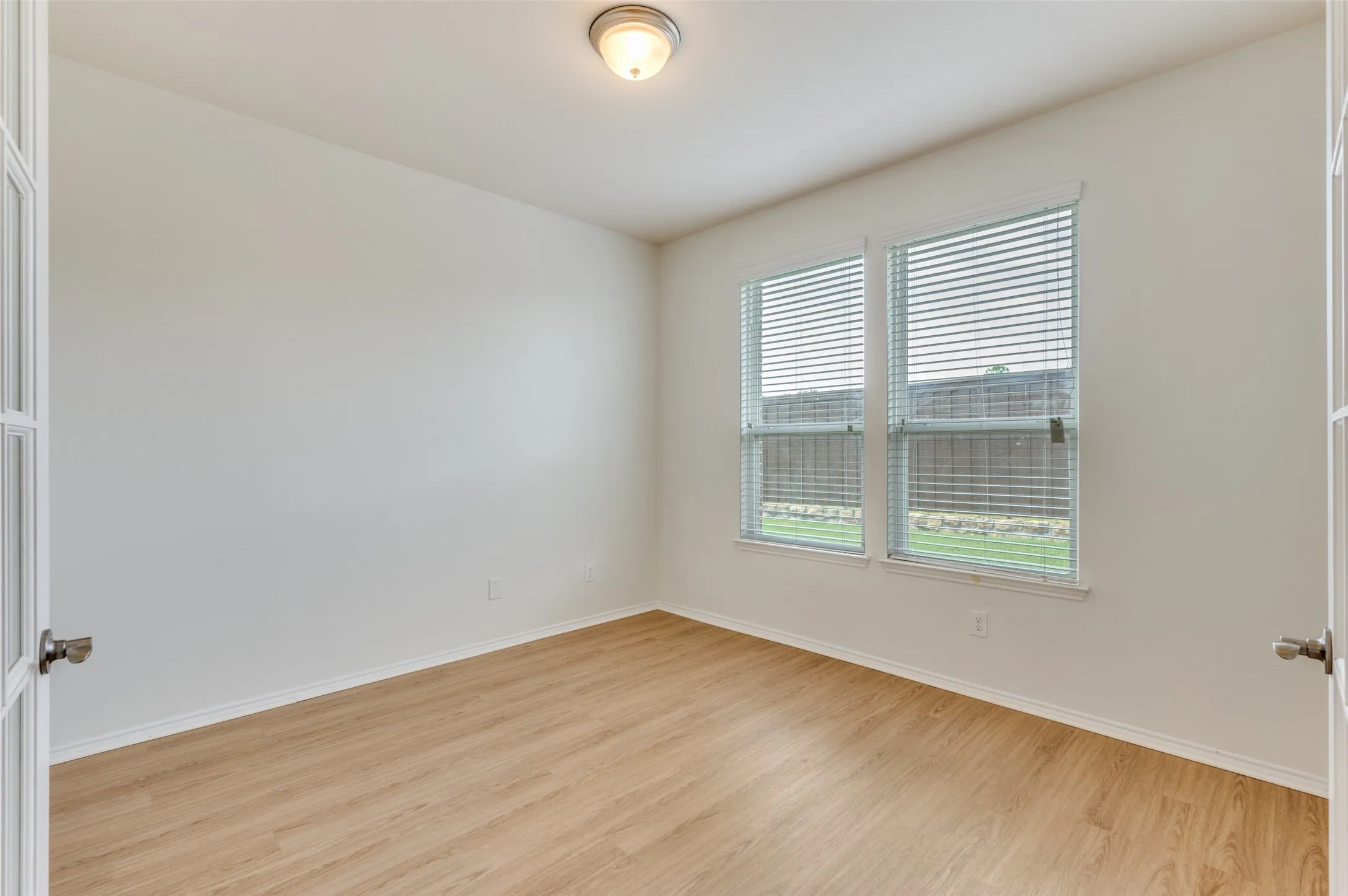 Single Family Residence For Sale in Denton County , 6445 Paragon Drive, Frisco, Texas 75036, 2 Bedroom, 2 Bathroom, 2 Garage spaces, 1,765 Sqft, built in 2015, Preowned, mls#21050555, Real Estate Agent in Frisco, Homes For Sale in Denton county, Homes For Sale in Frisco, Realtor in Frisco Texas, Real Estate Brokerage Independent Realty Texas, Luminita Cordes Realtor