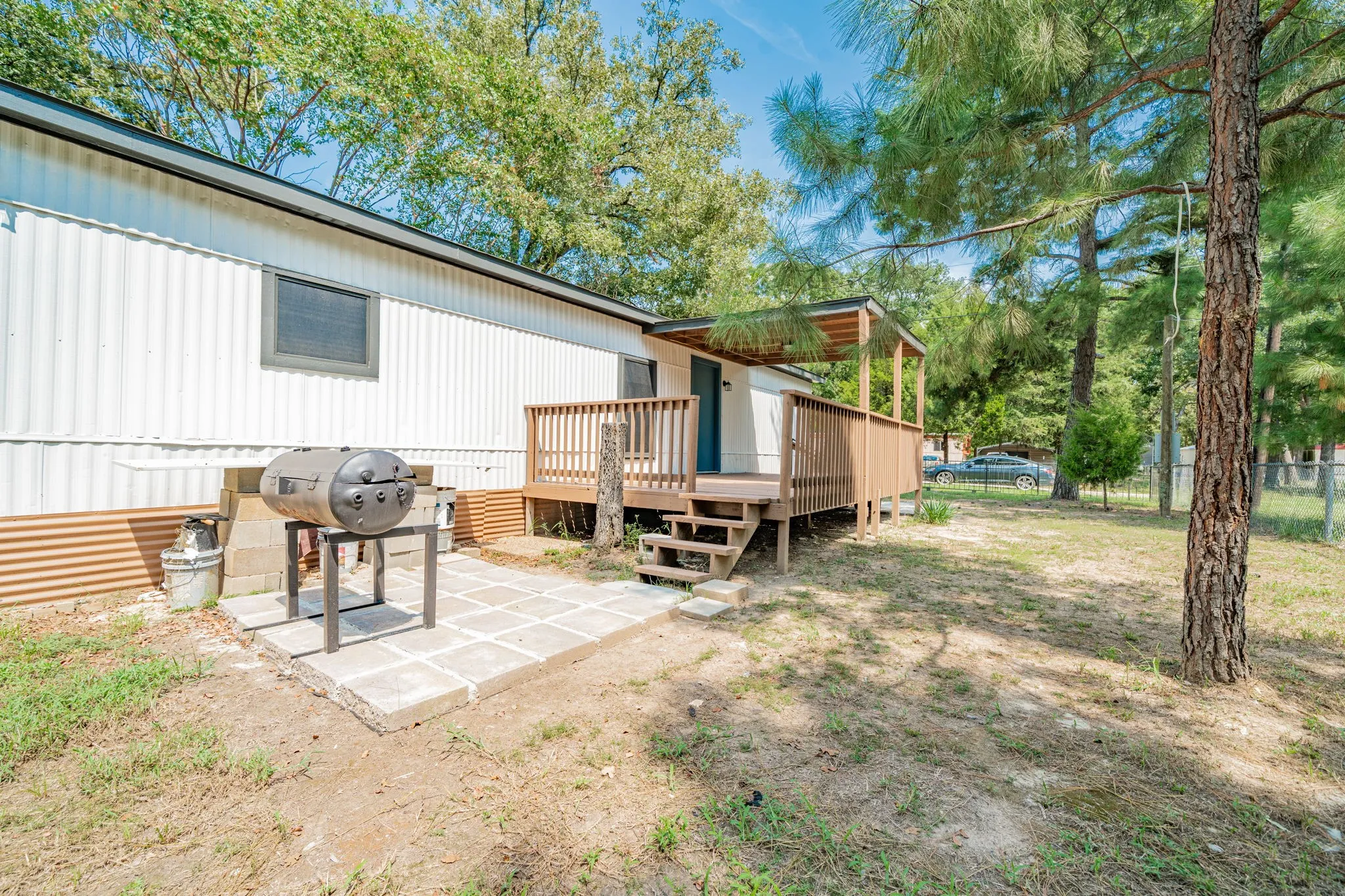 Manufactured Home For Sale in Henderson County , 111 Pecos Drive, Mabank, Texas 75156, 2 Bedrooms, 2 Bathrooms, Garage spaces, 950 Sqft, built in 1983, Price $119,900, mls#21054596, Real Estate Agent in Mabank, Homes For Sale in Henderson county, Homes For Sale in Mabank, Realtor in Mabank Texas, Real Estate Brokerage Independent Realty Texas, Luminita Cordes Realtor