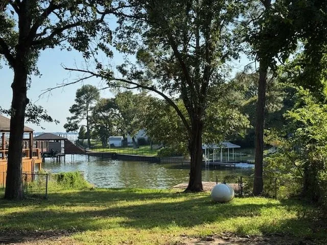 Improved Land For Sale in Henderson County , 241 Southlake Drive, Mabank, Texas 75156, 0, 0, Garage spaces, 0 Sqft, built in 0, mls#21052385, Real Estate Agent in Mabank, Homes For Sale in Henderson county, Homes For Sale in Mabank, Realtor in Mabank Texas, Real Estate Brokerage Independent Realty Texas, Luminita Cordes Realtor