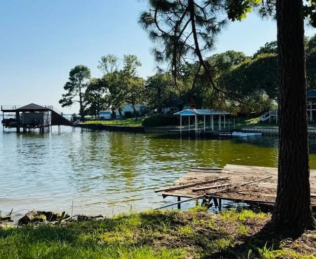 Improved Land For Sale in Henderson County , 241 Southlake Drive, Mabank, Texas 75156, 0, 0, Garage spaces, 0 Sqft, built in 0, mls#21052385, Real Estate Agent in Mabank, Homes For Sale in Henderson county, Homes For Sale in Mabank, Realtor in Mabank Texas, Real Estate Brokerage Independent Realty Texas, Luminita Cordes Realtor