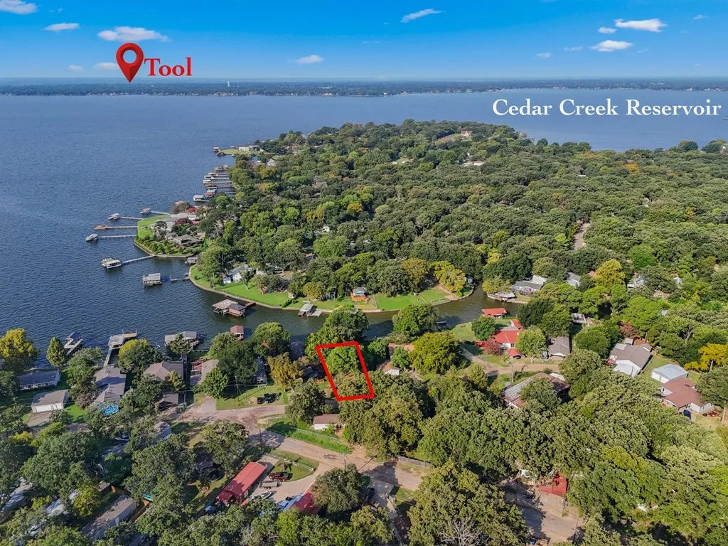 Improved Land For Sale in Henderson County , 241 Southlake Drive, Mabank, Texas 75156, 0, 0, Garage spaces, 0 Sqft, built in 0, mls#21052385, Real Estate Agent in Mabank, Homes For Sale in Henderson county, Homes For Sale in Mabank, Realtor in Mabank Texas, Real Estate Brokerage Independent Realty Texas, Luminita Cordes Realtor