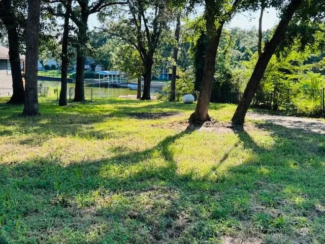 Improved Land For Sale in Henderson County , 241 Southlake Drive, Mabank, Texas 75156, 0, 0, Garage spaces, 0 Sqft, built in 0, mls#21052385, Real Estate Agent in Mabank, Homes For Sale in Henderson county, Homes For Sale in Mabank, Realtor in Mabank Texas, Real Estate Brokerage Independent Realty Texas, Luminita Cordes Realtor