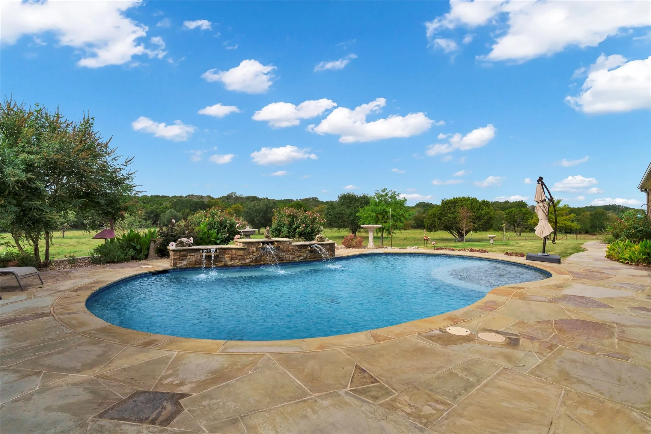 Farm For Sale in Hood County , 1000 Billings Road, Tolar, Texas 76476, 4 Bedrooms, 4 Bathrooms, 3 Garage spaces, 3,842 Sqft, built in 2018, Preowned, Price $2,550,000, mls#21054651, Real Estate Agent in Tolar, Homes For Sale in Hood county, Homes For Sale in Tolar, Realtor in Tolar Texas, Real Estate Brokerage Independent Realty Texas, Luminita Cordes Realtor