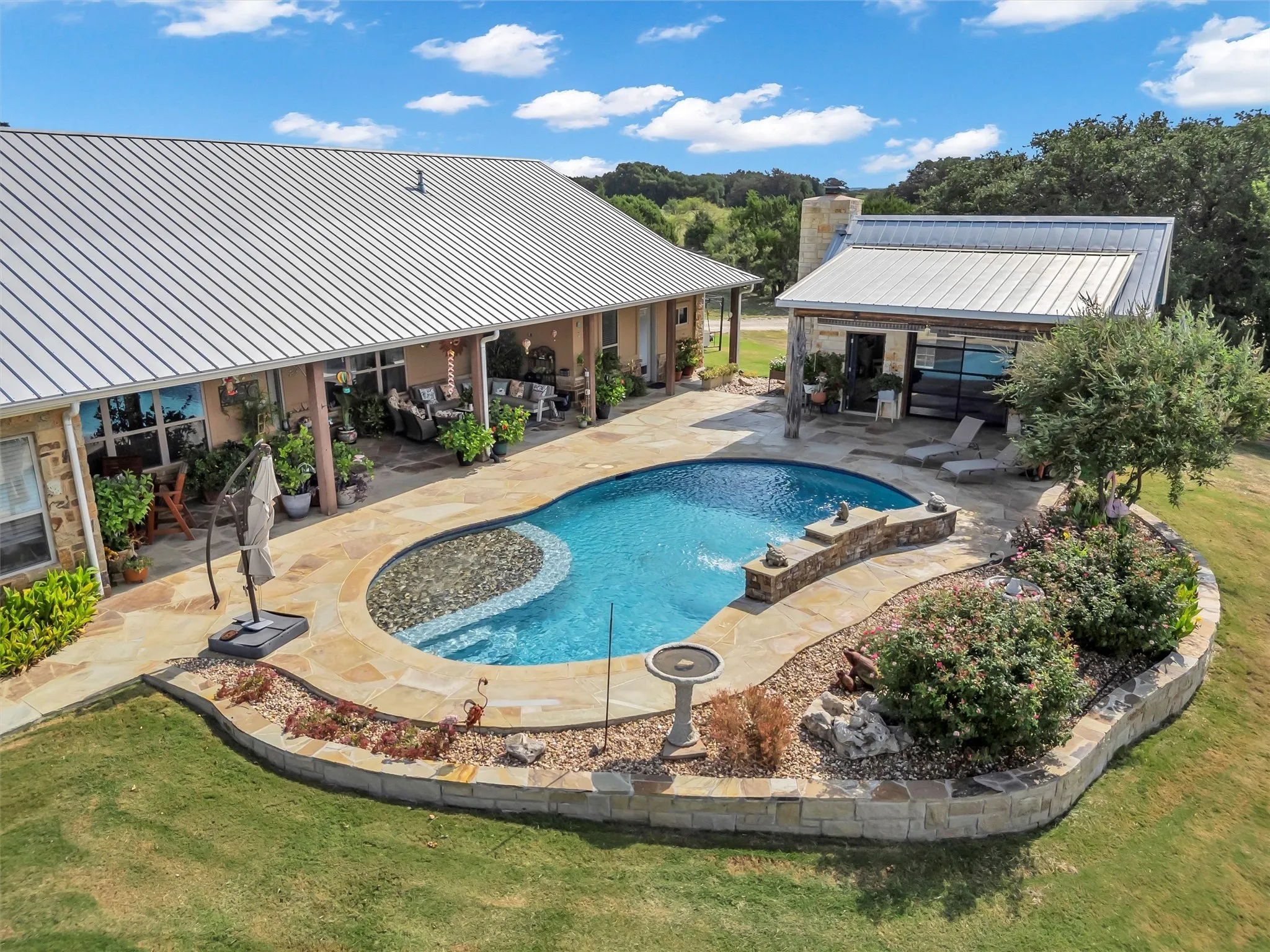 Farm For Sale in Hood County , 1000 Billings Road, Tolar, Texas 76476, 4 Bedrooms, 4 Bathrooms, 3 Garage spaces, 3,842 Sqft, built in 2018, Preowned, Price $2,550,000, mls#21054651, Real Estate Agent in Tolar, Homes For Sale in Hood county, Homes For Sale in Tolar, Realtor in Tolar Texas, Real Estate Brokerage Independent Realty Texas, Luminita Cordes Realtor