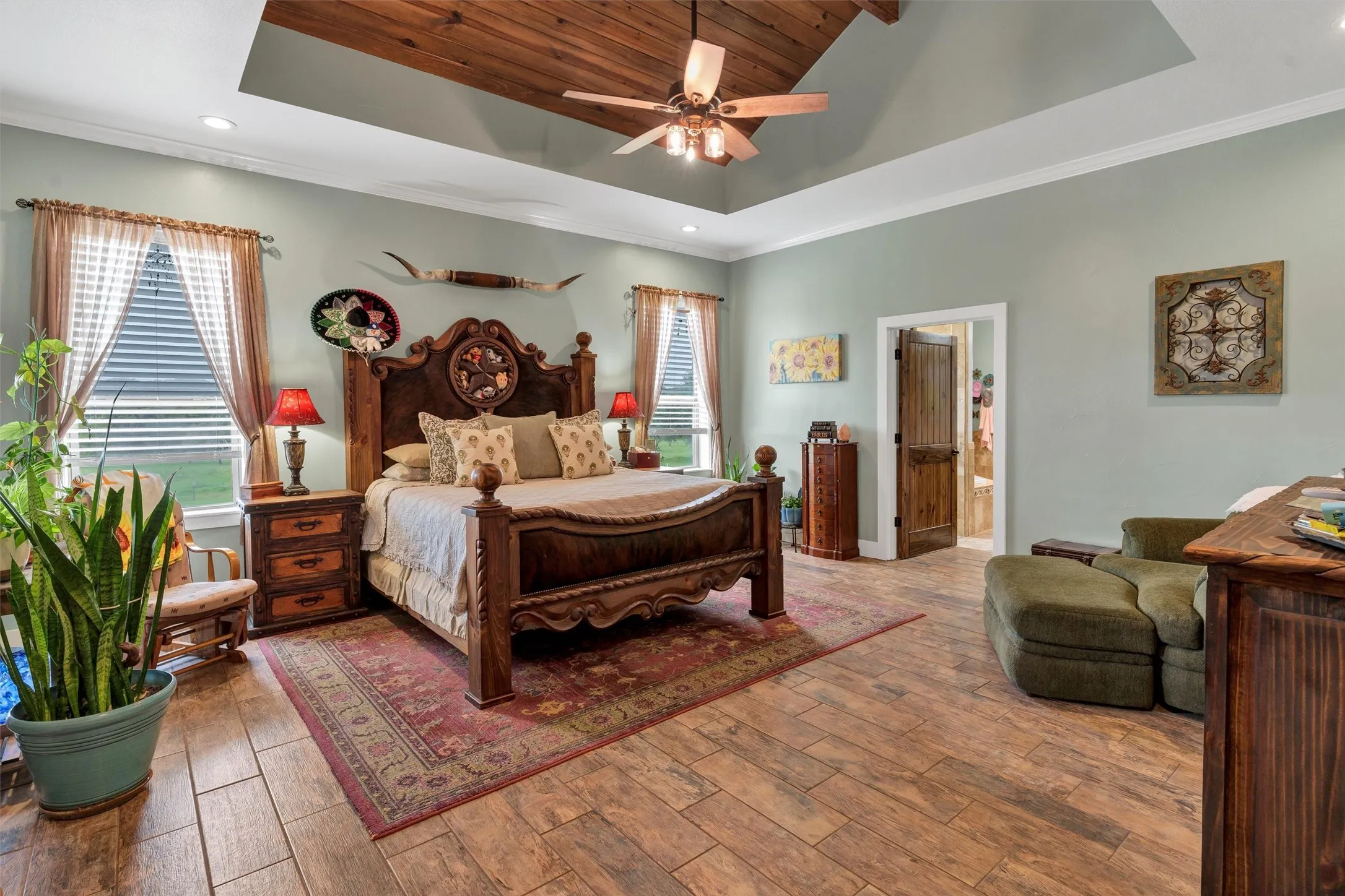 Farm For Sale in Hood County , 1000 Billings Road, Tolar, Texas 76476, 4 Bedrooms, 4 Bathrooms, 3 Garage spaces, 3,842 Sqft, built in 2018, Preowned, Price $2,550,000, mls#21054651, Real Estate Agent in Tolar, Homes For Sale in Hood county, Homes For Sale in Tolar, Realtor in Tolar Texas, Real Estate Brokerage Independent Realty Texas, Luminita Cordes Realtor