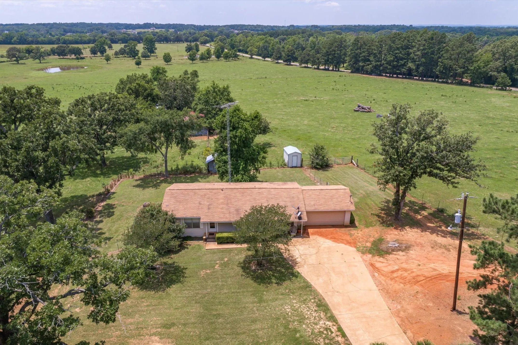 Improved Land For Sale in Smith County , 17104 County Road 1100, Flint, Texas 75762, 0, 0, Garage spaces, 0 Sqft, built in 1985, mls#21051974, Real Estate Agent in Flint, Homes For Sale in Smith county, Homes For Sale in Flint, Realtor in Flint Texas, Real Estate Brokerage Independent Realty Texas, Luminita Cordes Realtor