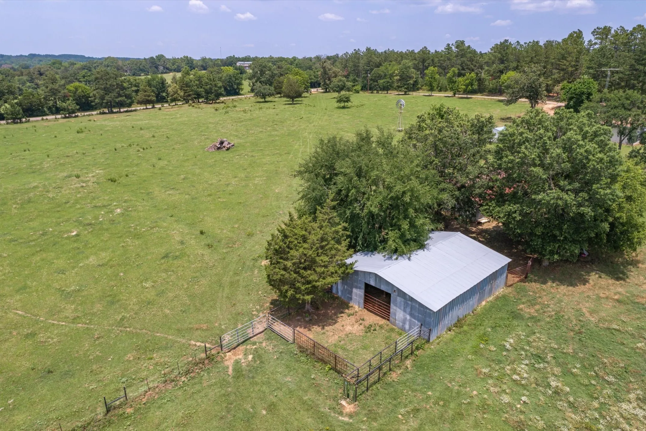 Improved Land For Sale in Smith County , 17104 County Road 1100, Flint, Texas 75762, 0, 0, Garage spaces, 0 Sqft, built in 1985, mls#21051974, Real Estate Agent in Flint, Homes For Sale in Smith county, Homes For Sale in Flint, Realtor in Flint Texas, Real Estate Brokerage Independent Realty Texas, Luminita Cordes Realtor
