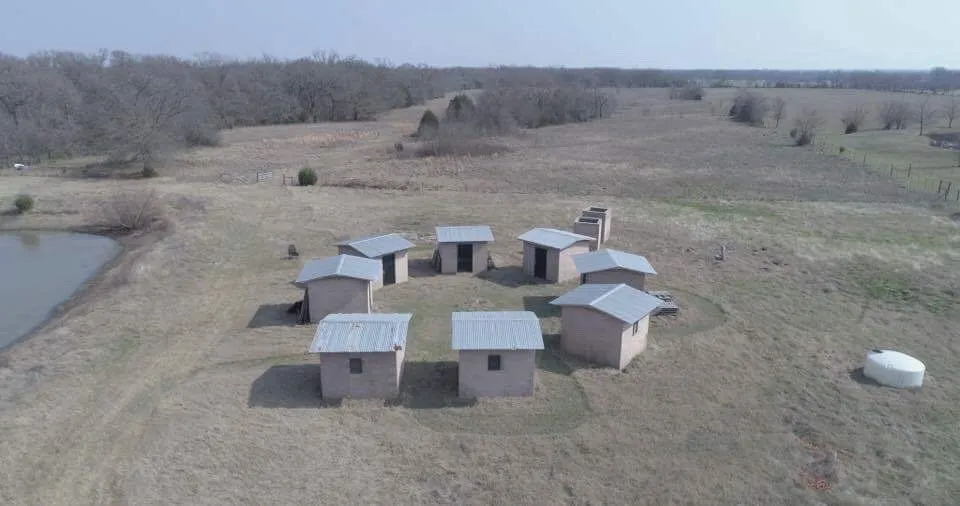 Single Family Residence For Sale in Delta County , 455 Fm 71, Commerce, Texas 75428, 7 Bedroom, 6 Bathroom, Garage spaces, 2,747 Sqft, built in 2015, Preowned, mls#21044762, Real Estate Agent in Commerce, Homes For Sale in Delta county, Homes For Sale in Commerce, Realtor in Commerce Texas, Real Estate Brokerage Independent Realty Texas, Luminita Cordes Realtor