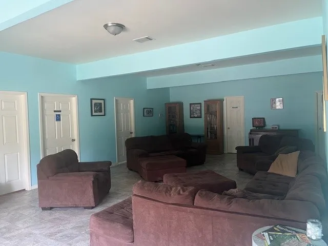 Single Family Residence For Sale in Delta County , 455 Fm 71, Commerce, Texas 75428, 7 Bedroom, 6 Bathroom, Garage spaces, 2,747 Sqft, built in 2015, Preowned, mls#21044762, Real Estate Agent in Commerce, Homes For Sale in Delta county, Homes For Sale in Commerce, Realtor in Commerce Texas, Real Estate Brokerage Independent Realty Texas, Luminita Cordes Realtor