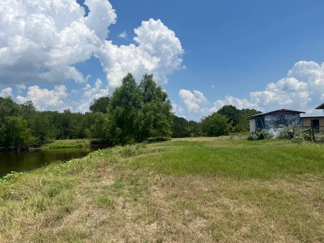 Single Family Residence For Sale in Delta County , 455 Fm 71, Commerce, Texas 75428, 7 Bedroom, 6 Bathroom, Garage spaces, 2,747 Sqft, built in 2015, Preowned, mls#21044762, Real Estate Agent in Commerce, Homes For Sale in Delta county, Homes For Sale in Commerce, Realtor in Commerce Texas, Real Estate Brokerage Independent Realty Texas, Luminita Cordes Realtor