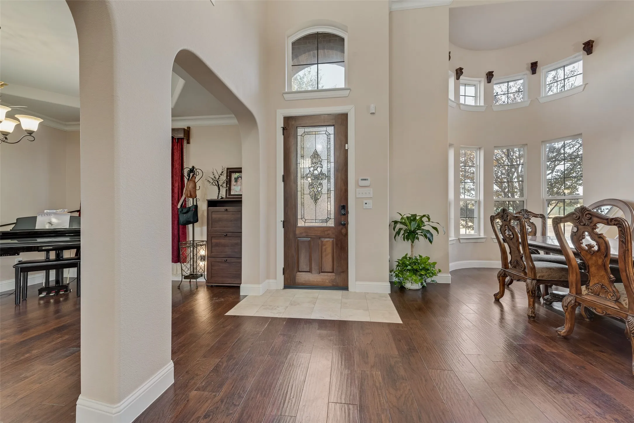 Single Family Residence For Sale in Tarrant County , 4003 Mescalero Court, Mansfield, Texas 76063, 5 Bedroom, 4 Bathroom, 3 Garage spaces, 5,146 Sqft, built in 2015, mls#21056113, Real Estate Agent in Mansfield, Homes For Sale in Tarrant county, Homes For Sale in Mansfield, Realtor in Mansfield Texas, Real Estate Brokerage Independent Realty Texas, Luminita Cordes Realtor