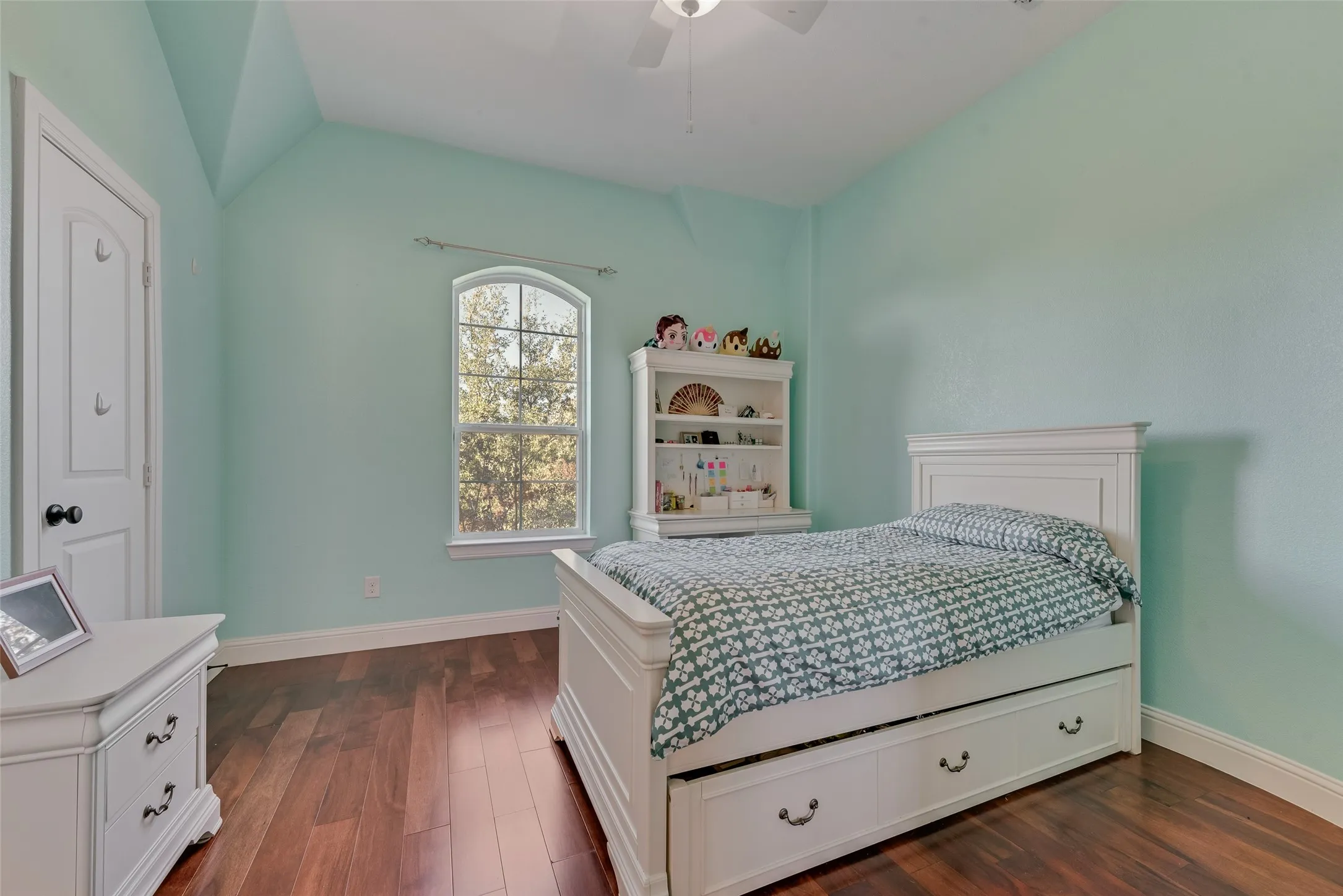 Upstairs bedroom