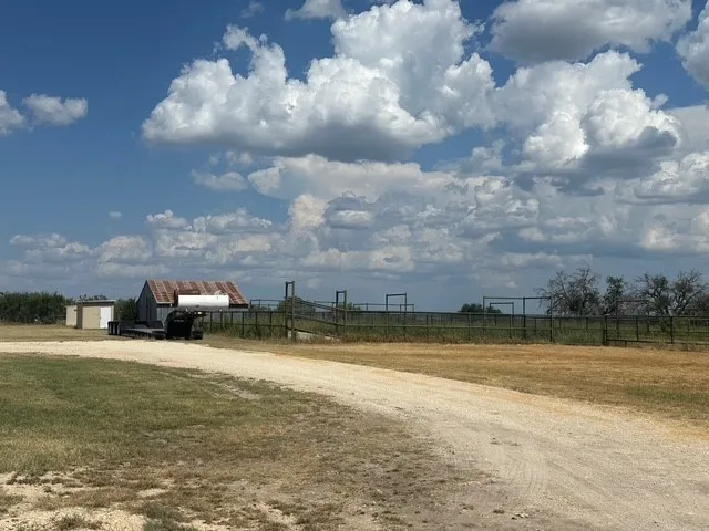 Cattle working pens