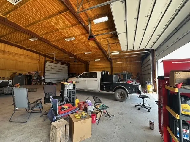 Farm For Sale in Sutton County , 1815 Ranch Road 2597, Sonora, Texas 76950, 2 Bedroom, 2 Bathroom, Garage spaces, 2,035 Sqft, built in 1996, Preowned, mls#21056255, Real Estate Agent in Sonora, Homes For Sale in Sutton county, Homes For Sale in Sonora, Realtor in Sonora Texas, Real Estate Brokerage Independent Realty Texas, Luminita Cordes Realtor
