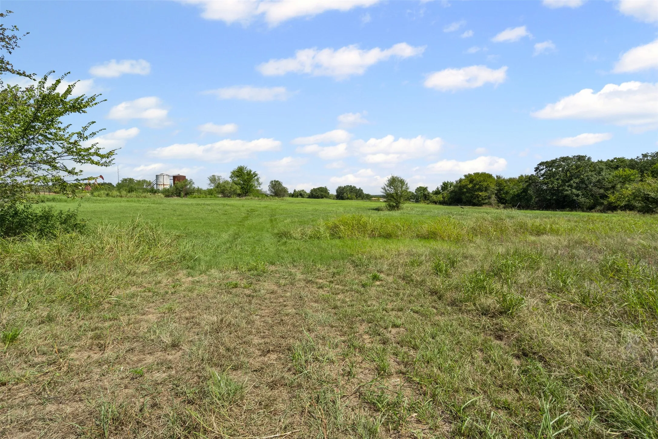 Unimproved Land For Sale in Parker County , TBD Springfield Road, Springtown, Texas 76082, 0, 0, Garage spaces, 0 Sqft, built in 0, mls#21055911, Real Estate Agent in Springtown, Homes For Sale in Parker county, Homes For Sale in Springtown, Realtor in Springtown Texas, Real Estate Brokerage Independent Realty Texas, Luminita Cordes Realtor