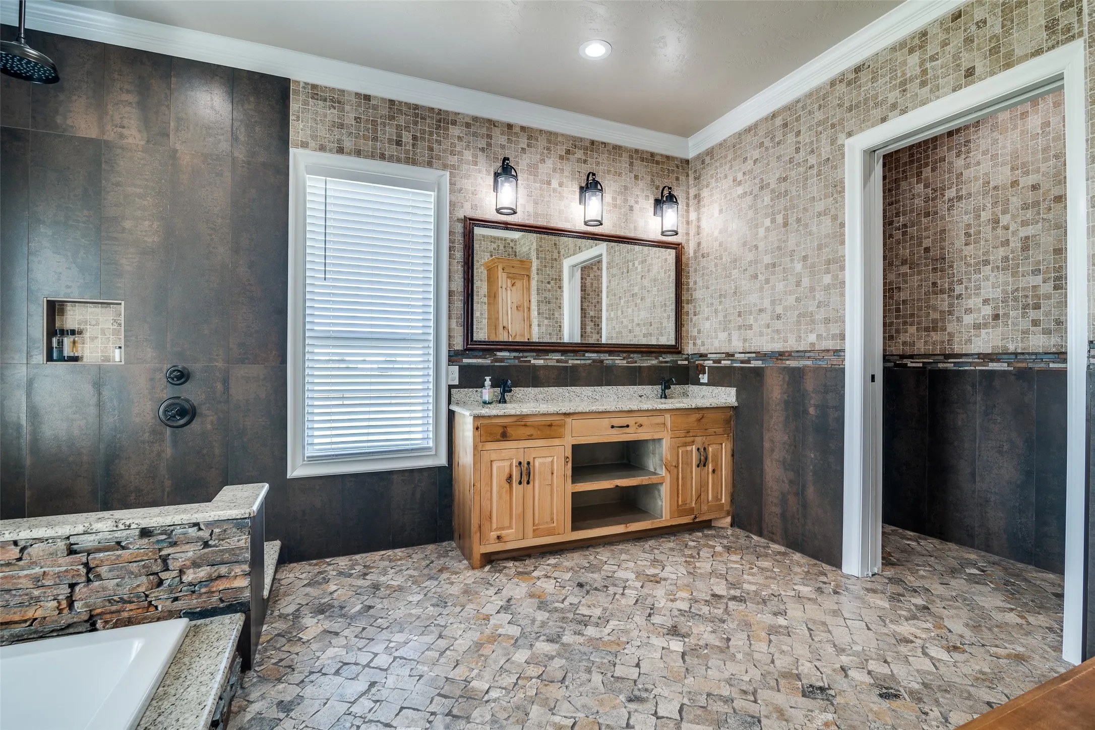 Single Family Residence For Sale in Van Zandt County , 1010 Vz County Road 3415, Wills Point, Texas 75169, 3 Bedroom, 4 Bathroom, 4 Garage spaces, 3,364 Sqft, built in 2023, mls#21047290, Real Estate Agent in Wills Point, Homes For Sale in Van Zandt county, Homes For Sale in Wills Point, Realtor in Wills Point Texas, Real Estate Brokerage Independent Realty Texas, Luminita Cordes Realtor