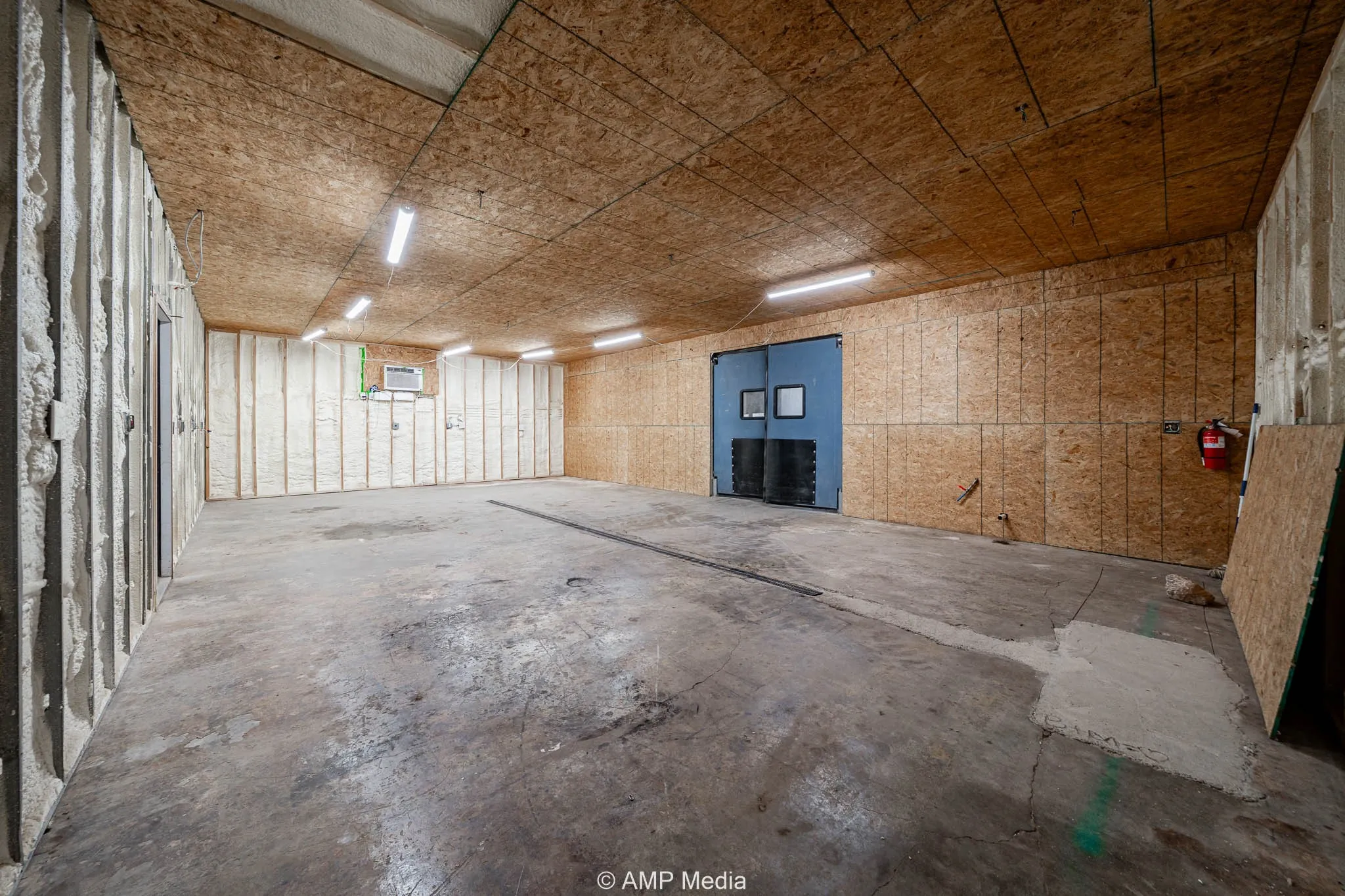 Business For Sale in Jones County , 211 N Swenson Street, Stamford, Texas 79553, 0, 0, Garage spaces, 0 Sqft, built in 1955, Preowned, mls#21056753, Real Estate Agent in Stamford, Homes For Sale in Jones county, Homes For Sale in Stamford, Realtor in Stamford Texas, Real Estate Brokerage Independent Realty Texas, Luminita Cordes Realtor