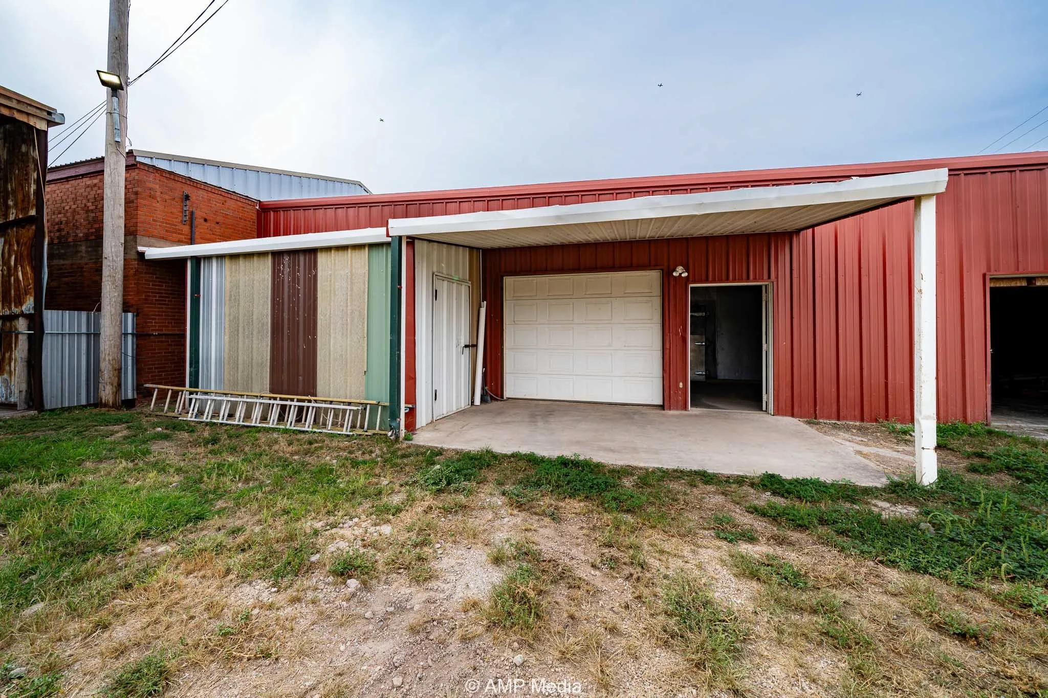 Business For Sale in Jones County , 211 N Swenson Street, Stamford, Texas 79553, 0, 0, Garage spaces, 0 Sqft, built in 1955, Preowned, mls#21056753, Real Estate Agent in Stamford, Homes For Sale in Jones county, Homes For Sale in Stamford, Realtor in Stamford Texas, Real Estate Brokerage Independent Realty Texas, Luminita Cordes Realtor