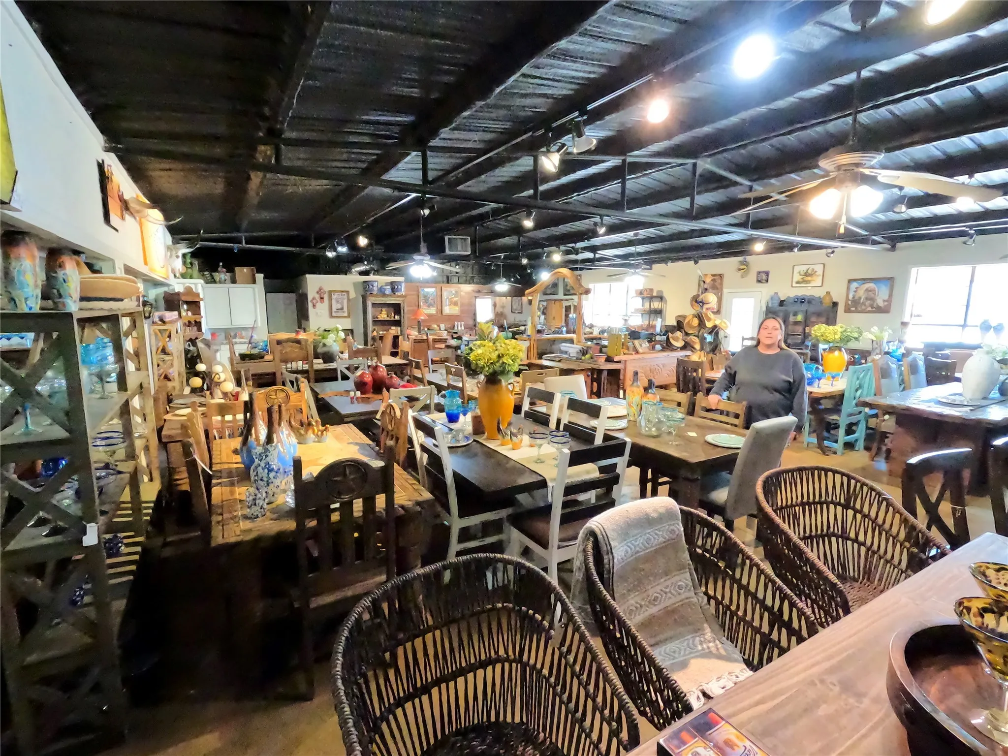 Retail For Rent in Clay County , 3916 US HWY 287 N, Henrietta, Texas 76365, 0, 0, Garage spaces, 0 Sqft, built in 2001, Preowned, mls#21057014, Real Estate Agent in Henrietta, Homes For Rent in Clay county, Homes For Rent in Henrietta, Realtor in Henrietta Texas, Real Estate Brokerage Independent Realty Texas, Luminita Cordes Realtor