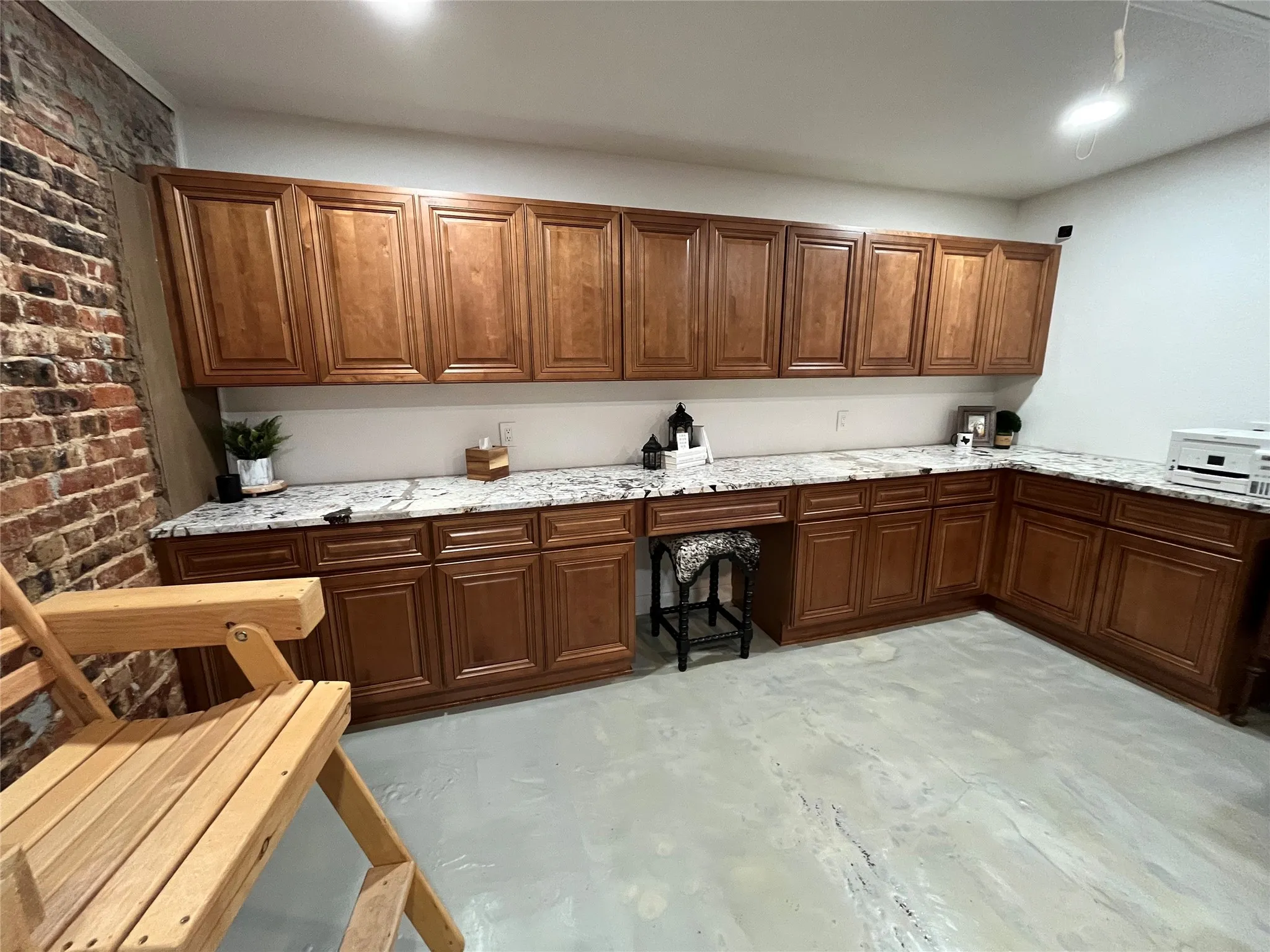 Office For Sale in Montague County , 112 W Wise Street, Bowie, Texas 76230, 0, 0, Garage spaces, 0 Sqft, built in 2020, Preowned, mls#21057081, Real Estate Agent in Bowie, Homes For Sale in Montague county, Homes For Sale in Bowie, Realtor in Bowie Texas, Real Estate Brokerage Independent Realty Texas, Luminita Cordes Realtor
