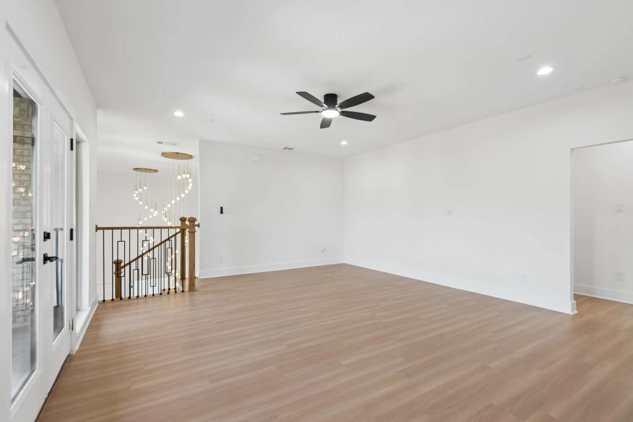 Single Family Residence For Sale in Tarrant County , 9008 Crosswind Drive, Fort Worth, Texas 76179, 5 Bedroom, 3 Bathroom, 2 Garage spaces, 3,553 Sqft, built in 2025, New Construction - Complete, mls#21055458, Real Estate Agent in Fort Worth, Homes For Sale in Tarrant county, Homes For Sale in Fort Worth, Realtor in Fort Worth Texas, Real Estate Brokerage Independent Realty Texas, Luminita Cordes Realtor