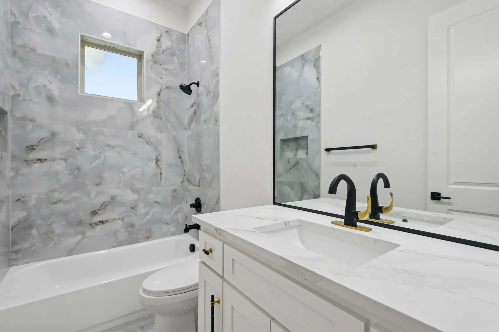 Single Family Residence For Sale in Tarrant County , 9008 Crosswind Drive, Fort Worth, Texas 76179, 5 Bedroom, 3 Bathroom, 2 Garage spaces, 3,553 Sqft, built in 2025, New Construction - Complete, mls#21055458, Real Estate Agent in Fort Worth, Homes For Sale in Tarrant county, Homes For Sale in Fort Worth, Realtor in Fort Worth Texas, Real Estate Brokerage Independent Realty Texas, Luminita Cordes Realtor