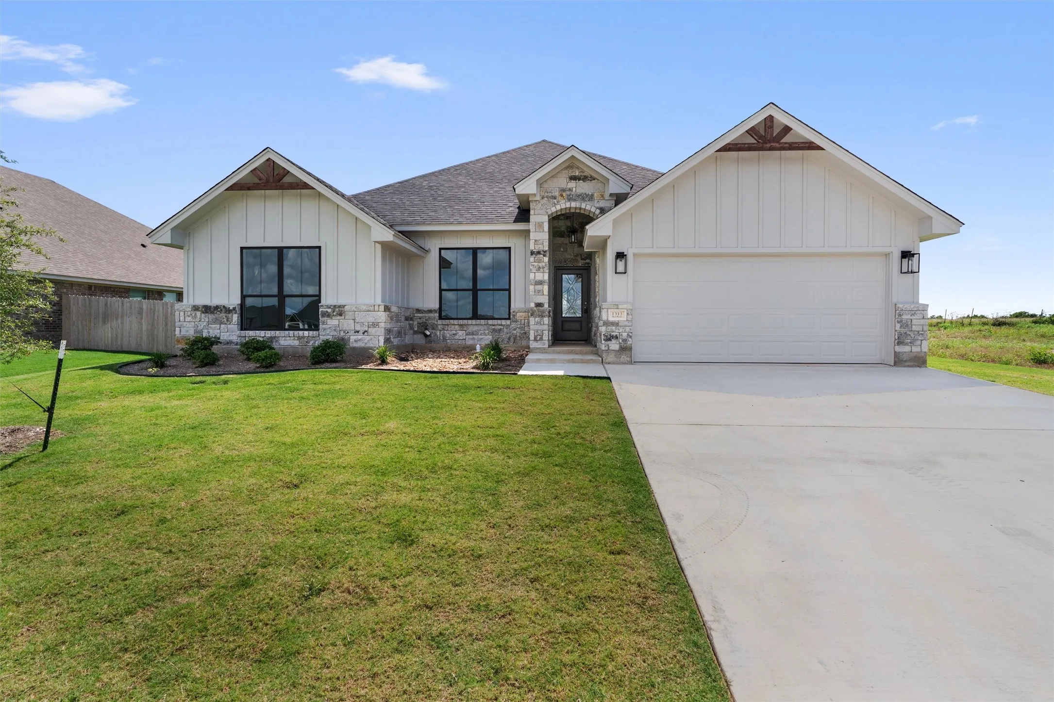 Single Family Residence For Sale in Mc Lennan County , 1313 Red Rock Road, Hewitt, Texas 76643, 4 Bedroom, 3 Bathroom, 2 Garage spaces, 2,128 Sqft, built in 2025, New Construction - Incomplete, mls#21016340, Real Estate Agent in Hewitt, Homes For Sale in Mc Lennan county, Homes For Sale in Hewitt, Realtor in Hewitt Texas, Real Estate Brokerage Independent Realty Texas, Luminita Cordes Realtor