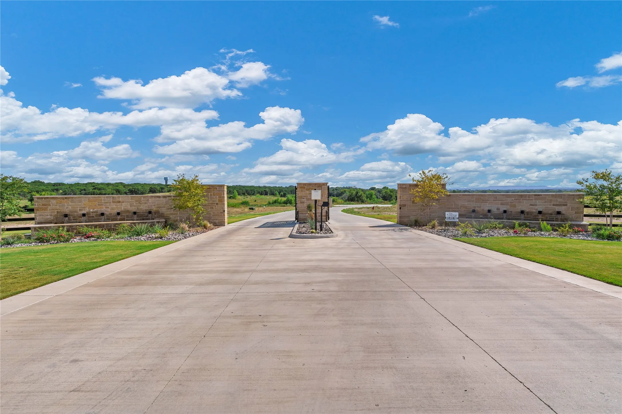 Improved Land For Sale in Hood County , 1066 Ranch Vista Road, Granbury, Texas 76049, 0, 0, Garage spaces, 0 Sqft, built in 0, mls#21055466, Real Estate Agent in Granbury, Homes For Sale in Hood county, Homes For Sale in Granbury, Realtor in Granbury Texas, Real Estate Brokerage Independent Realty Texas, Luminita Cordes Realtor