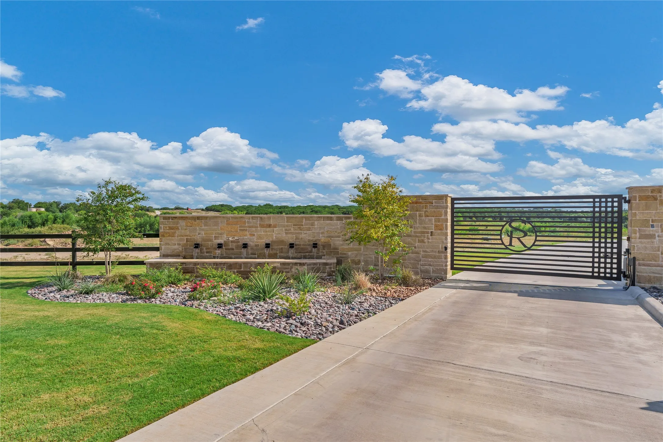 Improved Land For Sale in Hood County , 1066 Ranch Vista Road, Granbury, Texas 76049, 0, 0, Garage spaces, 0 Sqft, built in 0, mls#21055466, Real Estate Agent in Granbury, Homes For Sale in Hood county, Homes For Sale in Granbury, Realtor in Granbury Texas, Real Estate Brokerage Independent Realty Texas, Luminita Cordes Realtor