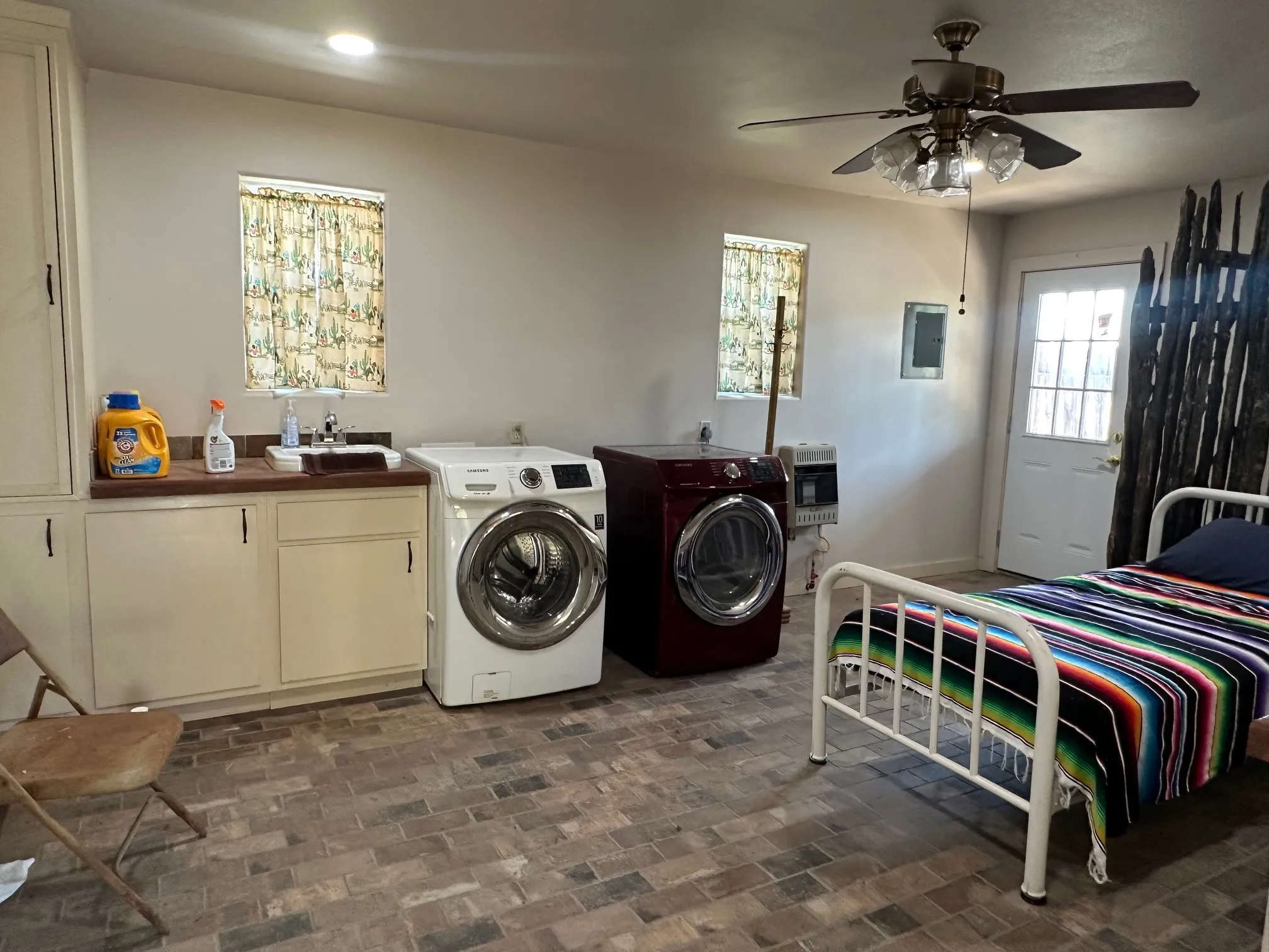 Bunkhouse Laundry