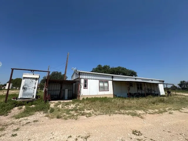 Farm For Sale in Sutton County , 301 PR 2267, Sonora, Texas 76950, 2 Bedroom, 1 Bathroom, Garage spaces, 2,016 Sqft, built in 0, Preowned, mls#21057930, Real Estate Agent in Sonora, Homes For Sale in Sutton county, Homes For Sale in Sonora, Realtor in Sonora Texas, Real Estate Brokerage Independent Realty Texas, Luminita Cordes Realtor