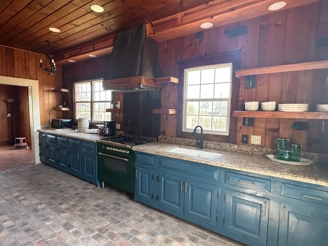 Farm For Sale in Sutton County , 301 PR 2267, Sonora, Texas 76950, 2 Bedroom, 1 Bathroom, Garage spaces, 2,016 Sqft, built in 0, Preowned, mls#21057930, Real Estate Agent in Sonora, Homes For Sale in Sutton county, Homes For Sale in Sonora, Realtor in Sonora Texas, Real Estate Brokerage Independent Realty Texas, Luminita Cordes Realtor