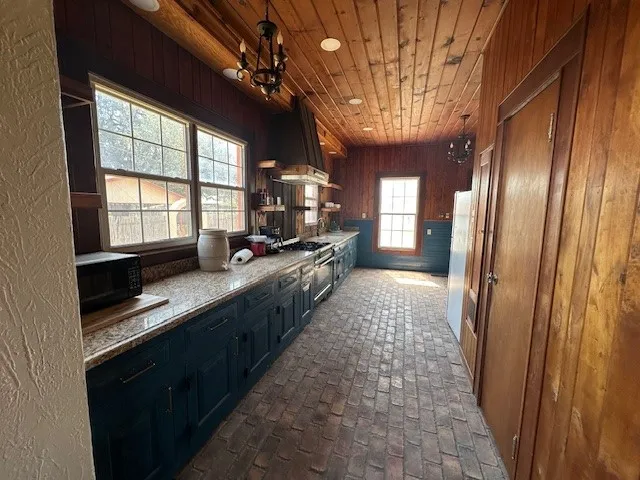Farm For Sale in Sutton County , 301 PR 2267, Sonora, Texas 76950, 2 Bedroom, 1 Bathroom, Garage spaces, 2,016 Sqft, built in 0, Preowned, mls#21057930, Real Estate Agent in Sonora, Homes For Sale in Sutton county, Homes For Sale in Sonora, Realtor in Sonora Texas, Real Estate Brokerage Independent Realty Texas, Luminita Cordes Realtor