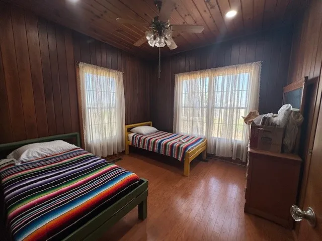 Farm For Sale in Sutton County , 301 PR 2267, Sonora, Texas 76950, 2 Bedroom, 1 Bathroom, Garage spaces, 2,016 Sqft, built in 0, Preowned, mls#21057930, Real Estate Agent in Sonora, Homes For Sale in Sutton county, Homes For Sale in Sonora, Realtor in Sonora Texas, Real Estate Brokerage Independent Realty Texas, Luminita Cordes Realtor