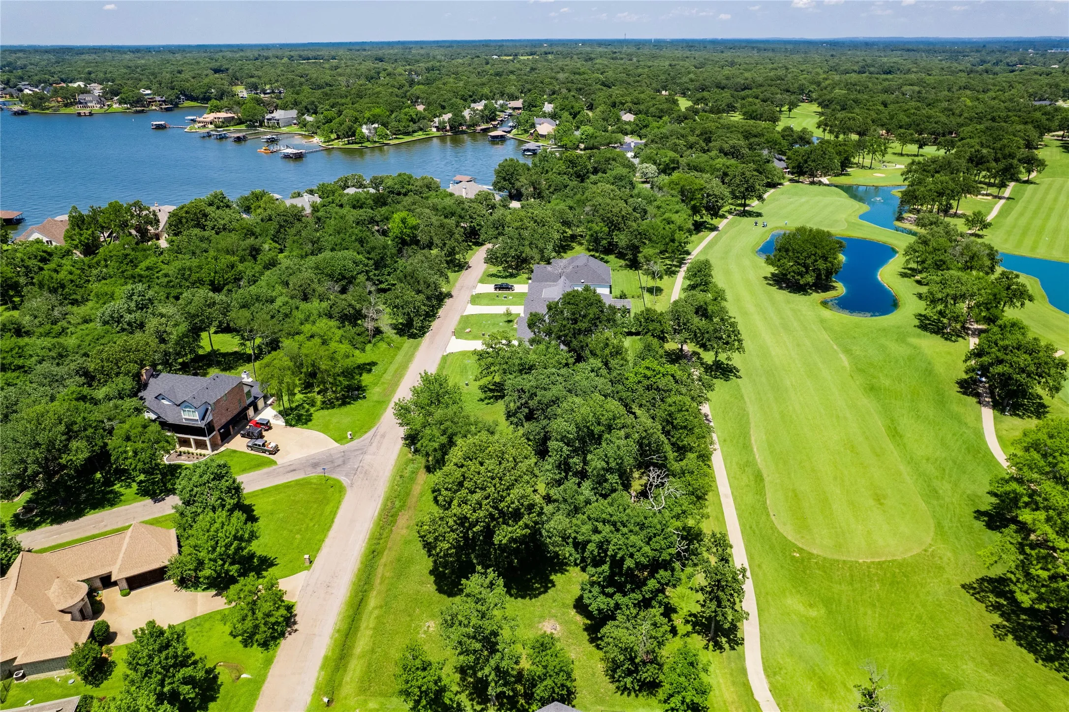 Unimproved Land For Sale in Henderson County , 321 Saint Andrews Drive, Mabank, Texas 75156, 0, 0, Garage spaces, 0 Sqft, built in 0, mls#21055701, Real Estate Agent in Mabank, Homes For Sale in Henderson county, Homes For Sale in Mabank, Realtor in Mabank Texas, Real Estate Brokerage Independent Realty Texas, Luminita Cordes Realtor