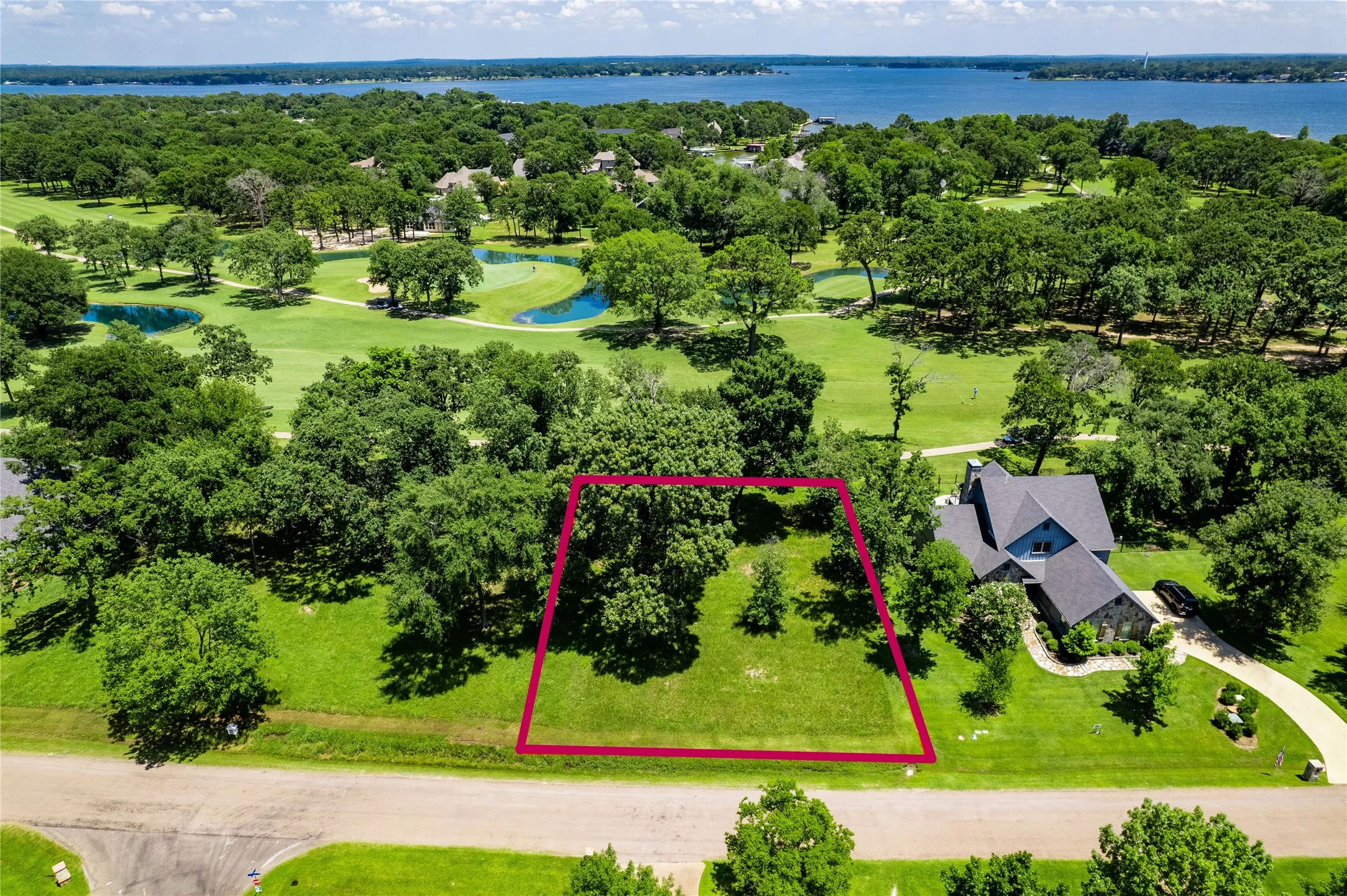 Unimproved Land For Sale in Henderson County , 321 Saint Andrews Drive, Mabank, Texas 75156, 0, 0, Garage spaces, 0 Sqft, built in 0, mls#21055701, Real Estate Agent in Mabank, Homes For Sale in Henderson county, Homes For Sale in Mabank, Realtor in Mabank Texas, Real Estate Brokerage Independent Realty Texas, Luminita Cordes Realtor