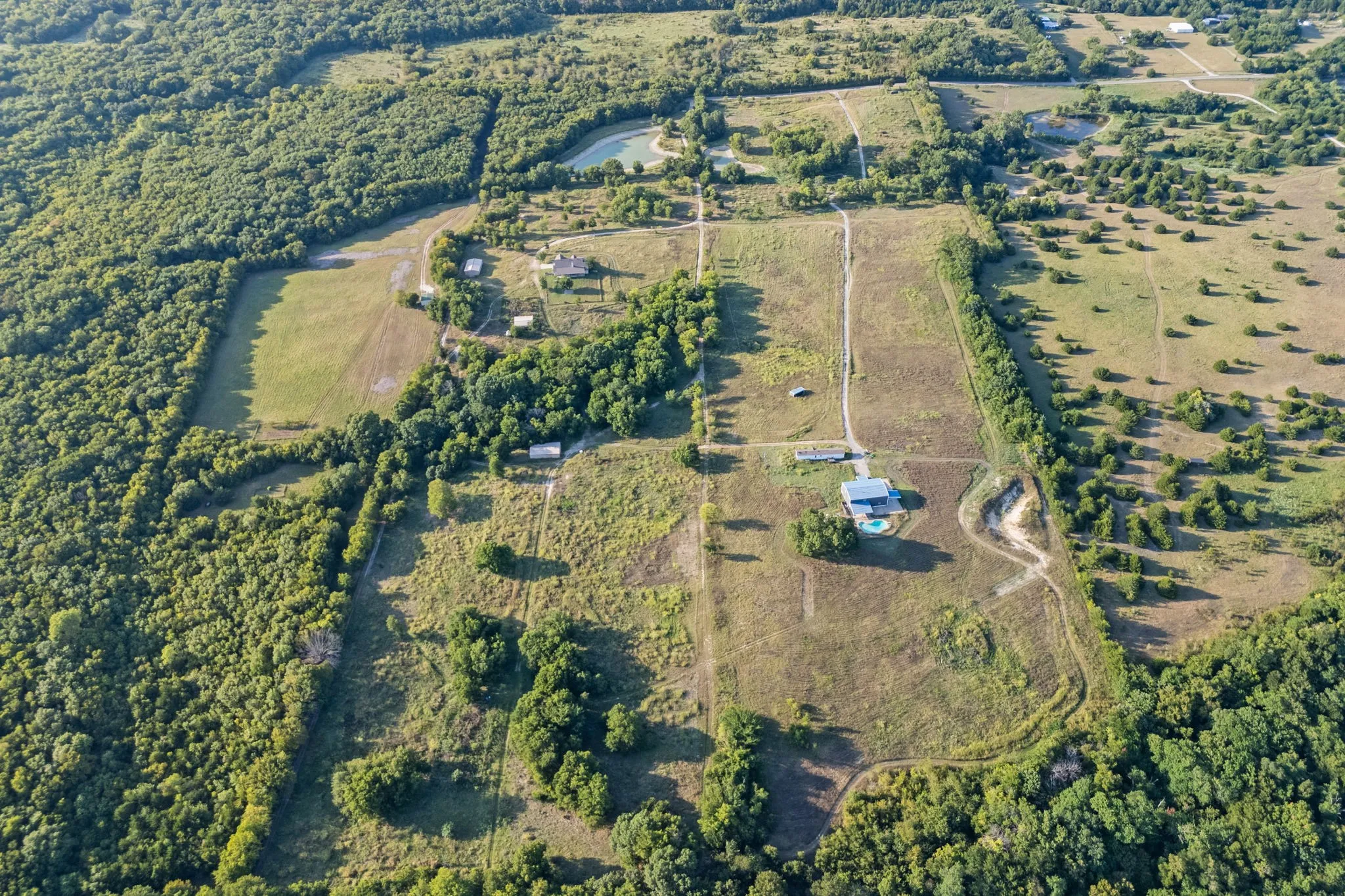 Farm For Sale in Collin County , 9530 County Road 581, Anna, Texas 75409, 4 Bedrooms, 3 Bathrooms, 2 Garage spaces, 2,995 Sqft, built in 2002, Preowned, Price $6,300,000, mls#21017667, Real Estate Agent in Anna, Homes For Sale in Collin county, Homes For Sale in Anna, Realtor in Anna Texas, Real Estate Brokerage Independent Realty Texas, Luminita Cordes Realtor