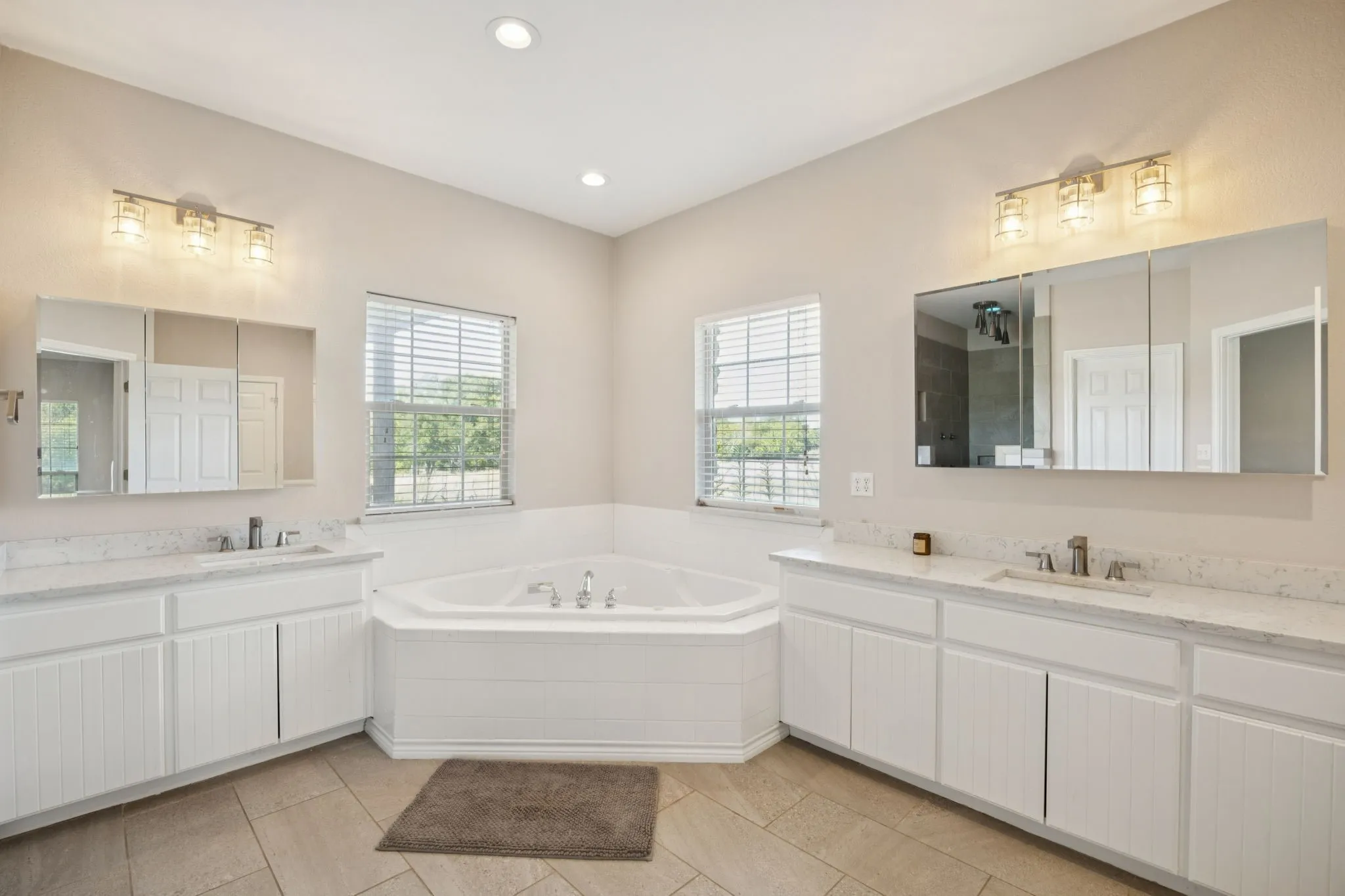Improved Land For Sale in Collin County , 9530 County Road 581, Anna, Texas 75409, 0, 0, Garage spaces, 0 Sqft, built in 2002, Price $6,300,000, mls#21058346, Real Estate Agent in Anna, Homes For Sale in Collin county, Homes For Sale in Anna, Realtor in Anna Texas, Real Estate Brokerage Independent Realty Texas, Luminita Cordes Realtor