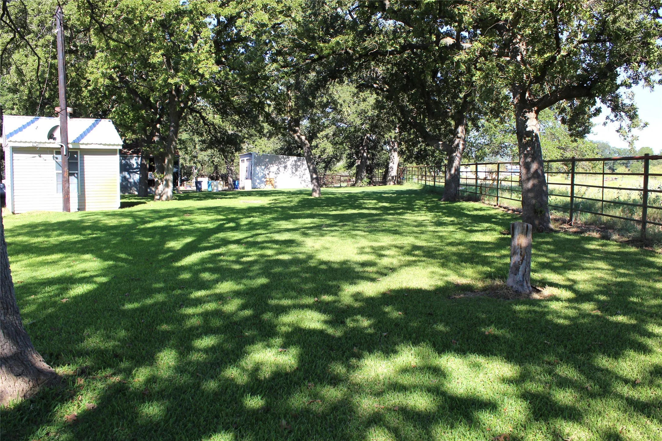 Single Family Residence For Sale in Comanche County , 5050 Highway 67 377N, Comanche, Texas 76442, 3 Bedrooms, 2 Bathrooms, 2 Garage spaces, 2,000 Sqft, built in 1956, Price $540,000, mls#21058200, Real Estate Agent in Comanche, Homes For Sale in Comanche county, Homes For Sale in Comanche, Realtor in Comanche Texas, Real Estate Brokerage Independent Realty Texas, Luminita Cordes Realtor