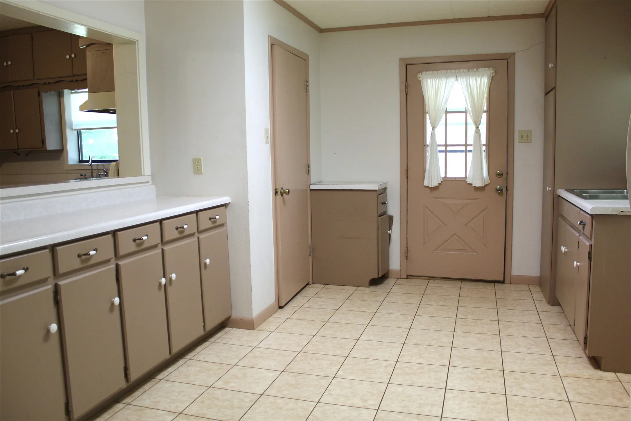 Single Family Residence For Sale in Comanche County , 5050 Highway 67 377N, Comanche, Texas 76442, 3 Bedrooms, 2 Bathrooms, 2 Garage spaces, 2,000 Sqft, built in 1956, Price $540,000, mls#21058200, Real Estate Agent in Comanche, Homes For Sale in Comanche county, Homes For Sale in Comanche, Realtor in Comanche Texas, Real Estate Brokerage Independent Realty Texas, Luminita Cordes Realtor