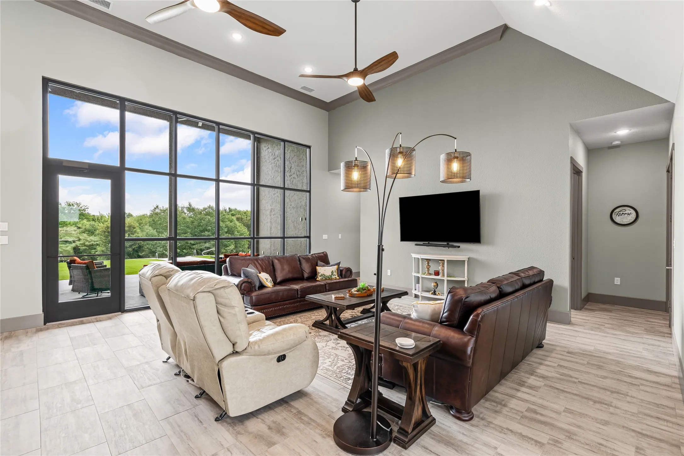 Single Family Residence For Sale in Collin County , 5705 Autumn Trail, Celina, Texas 75009, 7 Bedroom, 4 Bathroom, 4 Garage spaces, 4,415 Sqft, built in 2025, Preowned, Price $1,295,000, mls#21057890, Real Estate Agent in Celina, Homes For Sale in Collin county, Homes For Sale in Celina, Realtor in Celina Texas, Real Estate Brokerage Independent Realty Texas, Luminita Cordes Realtor