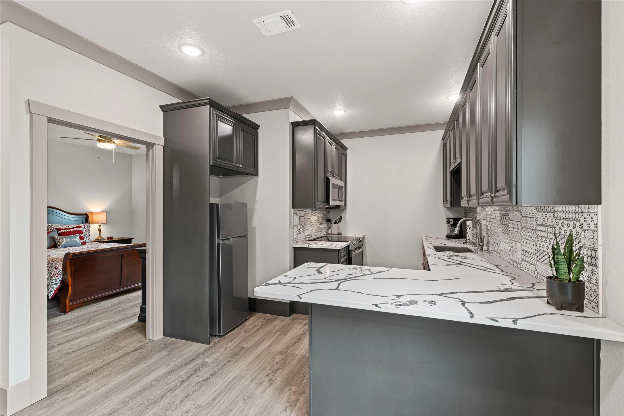 Single Family Residence For Sale in Collin County , 5705 Autumn Trail, Celina, Texas 75009, 7 Bedroom, 4 Bathroom, 4 Garage spaces, 4,415 Sqft, built in 2025, Preowned, Price $1,295,000, mls#21057890, Real Estate Agent in Celina, Homes For Sale in Collin county, Homes For Sale in Celina, Realtor in Celina Texas, Real Estate Brokerage Independent Realty Texas, Luminita Cordes Realtor