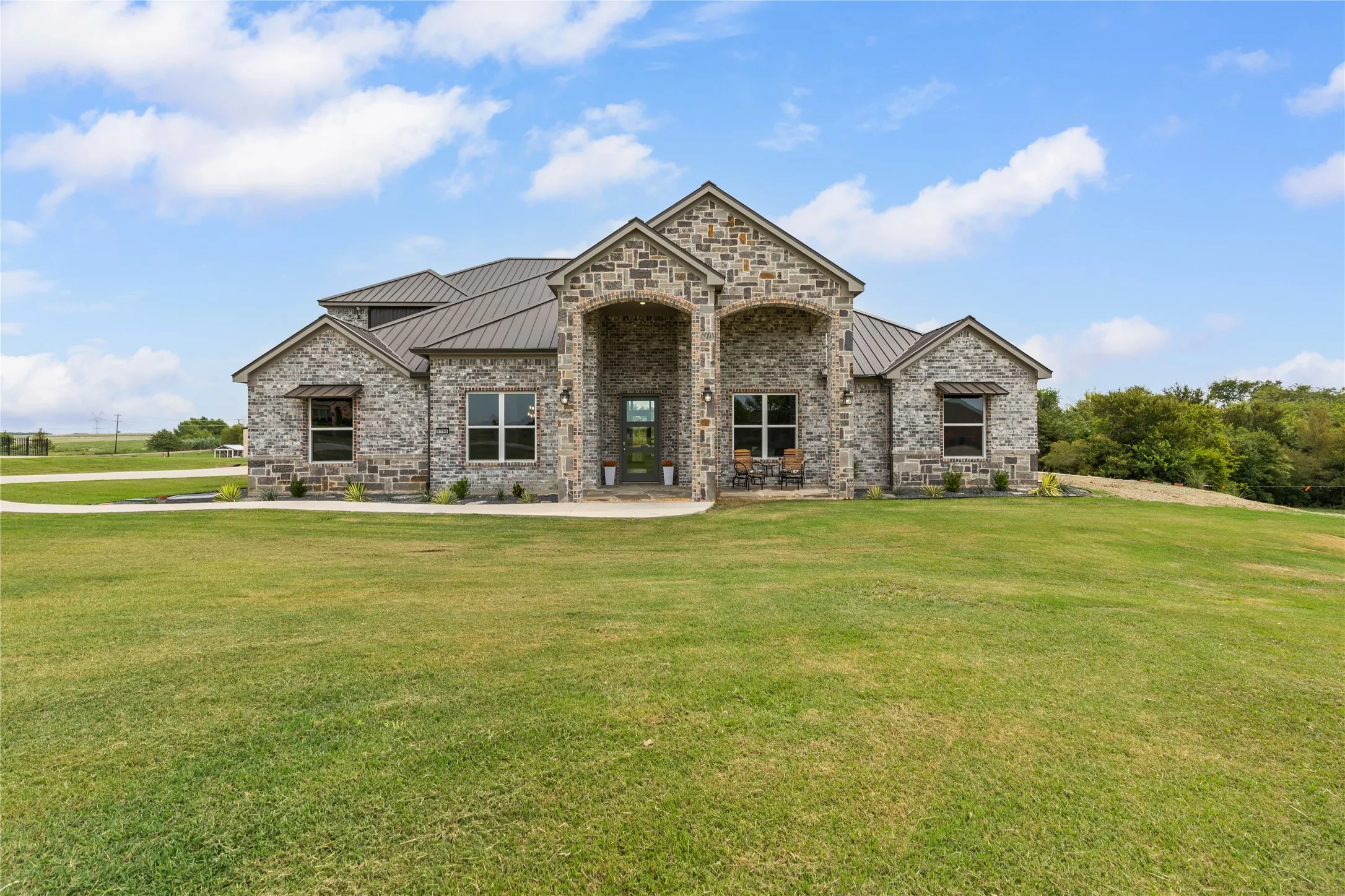 Single Family Residence For Sale in Collin County , 5705 Autumn Trail, Celina, Texas 75009, 7 Bedroom, 4 Bathroom, 4 Garage spaces, 4,415 Sqft, built in 2025, Preowned, Price $1,295,000, mls#21057890, Real Estate Agent in Celina, Homes For Sale in Collin county, Homes For Sale in Celina, Realtor in Celina Texas, Real Estate Brokerage Independent Realty Texas, Luminita Cordes Realtor