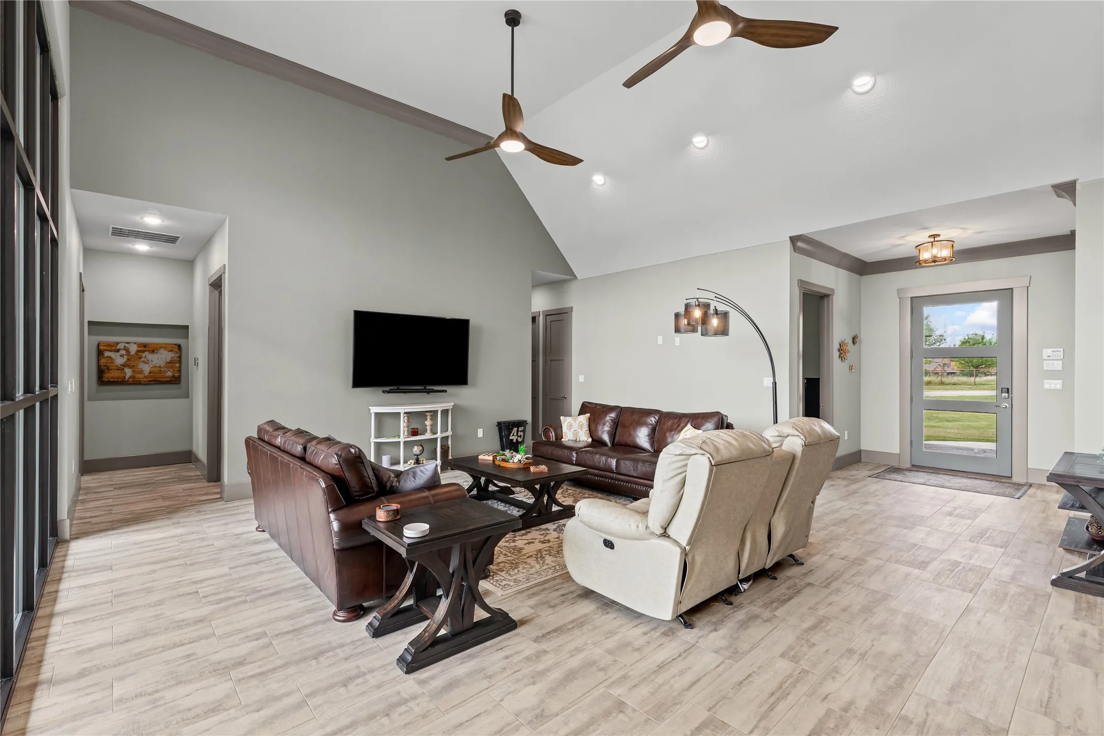 Single Family Residence For Sale in Collin County , 5705 Autumn Trail, Celina, Texas 75009, 7 Bedroom, 4 Bathroom, 4 Garage spaces, 4,415 Sqft, built in 2025, Preowned, Price $1,295,000, mls#21057890, Real Estate Agent in Celina, Homes For Sale in Collin county, Homes For Sale in Celina, Realtor in Celina Texas, Real Estate Brokerage Independent Realty Texas, Luminita Cordes Realtor
