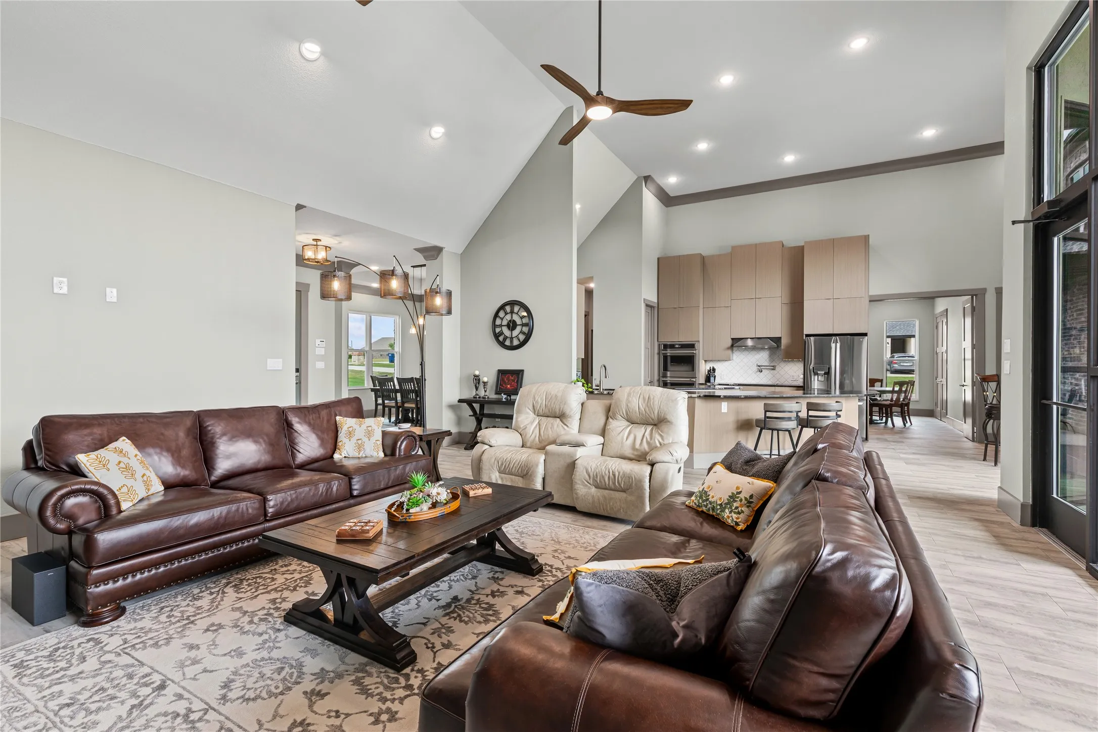 Single Family Residence For Sale in Collin County , 5705 Autumn Trail, Celina, Texas 75009, 7 Bedroom, 4 Bathroom, 4 Garage spaces, 4,415 Sqft, built in 2025, Preowned, Price $1,295,000, mls#21057890, Real Estate Agent in Celina, Homes For Sale in Collin county, Homes For Sale in Celina, Realtor in Celina Texas, Real Estate Brokerage Independent Realty Texas, Luminita Cordes Realtor