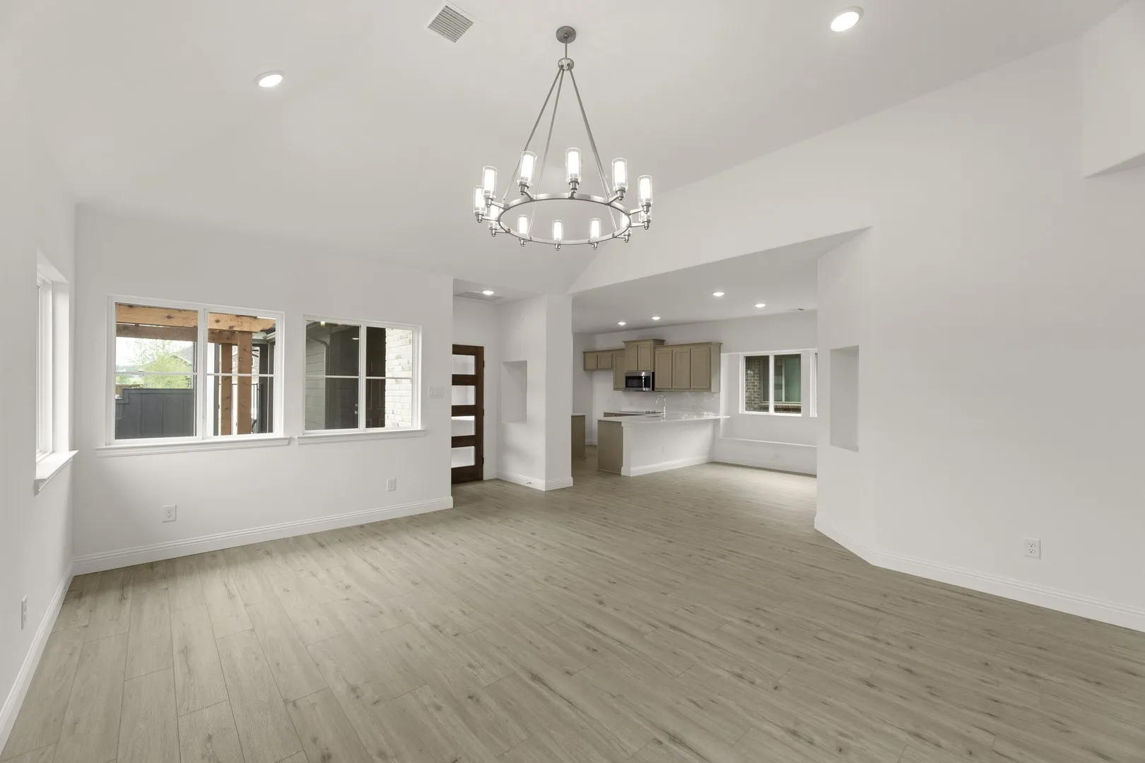 06. 1704 Meadow Crest - Family (2)