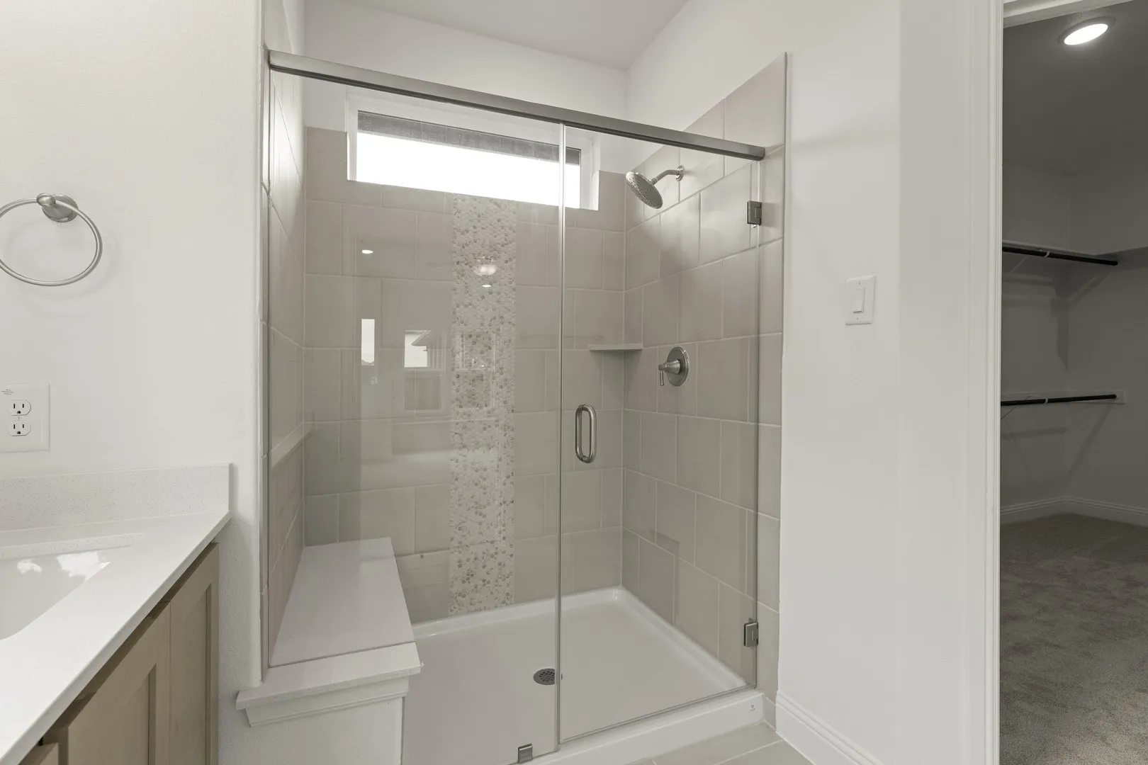 21. 1704 Meadow Crest - Bath (3)